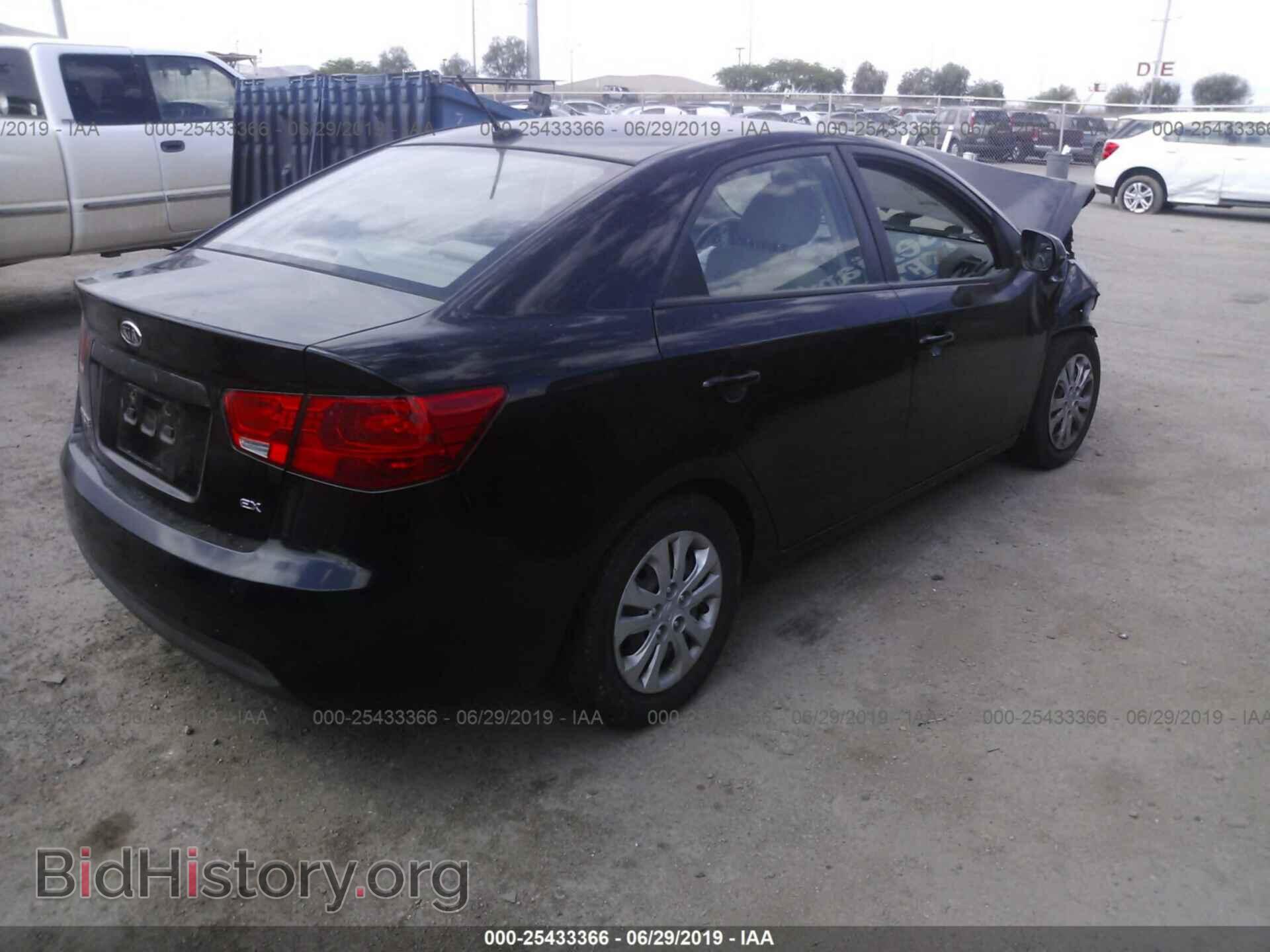 2013 KIA FORTE - VIN: KNAFU4A29D5741355 - Фото 4