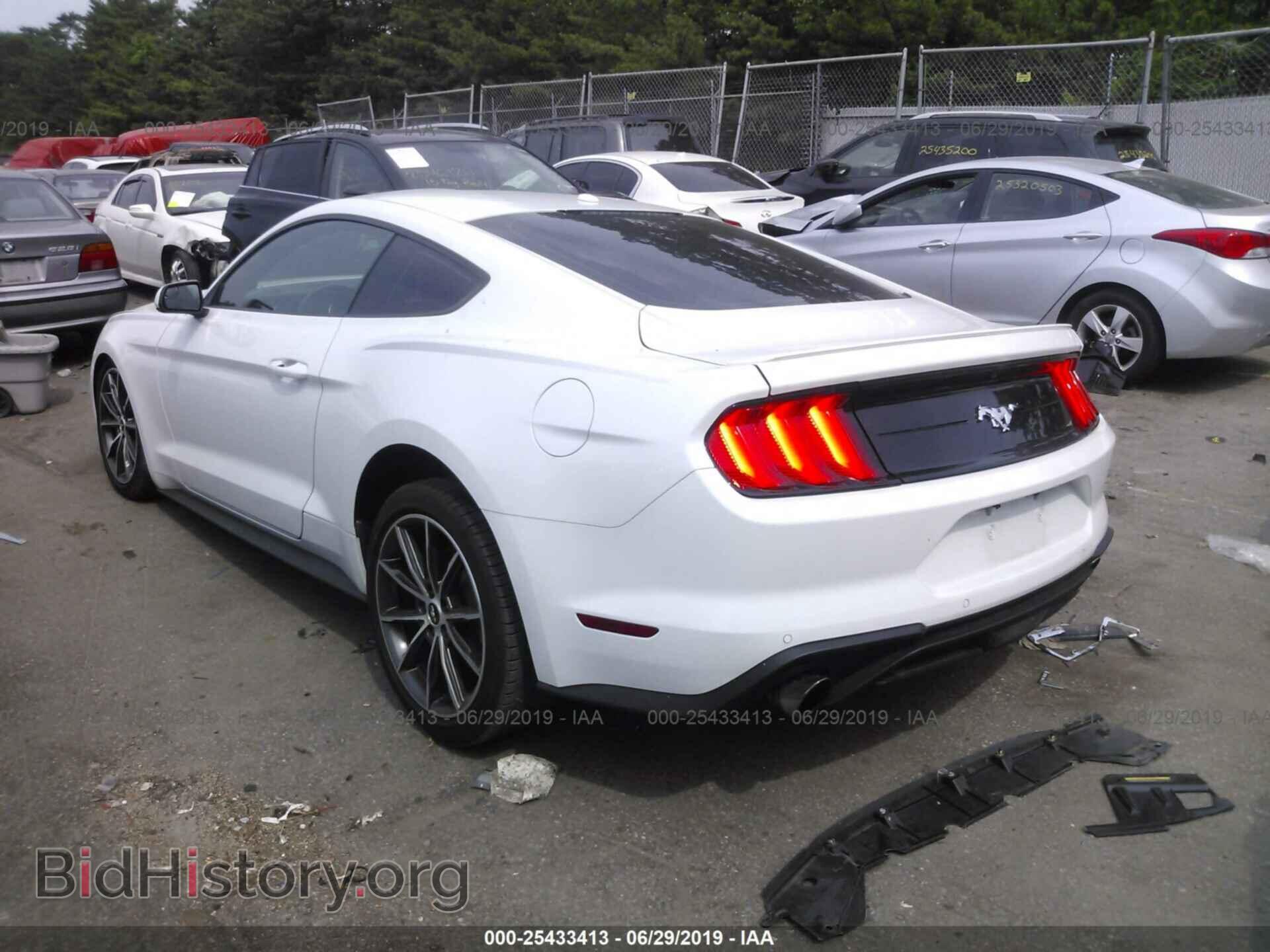 2018 FORD MUSTANG - VIN: 1FA6P8TH5J5182360 - Фото 3