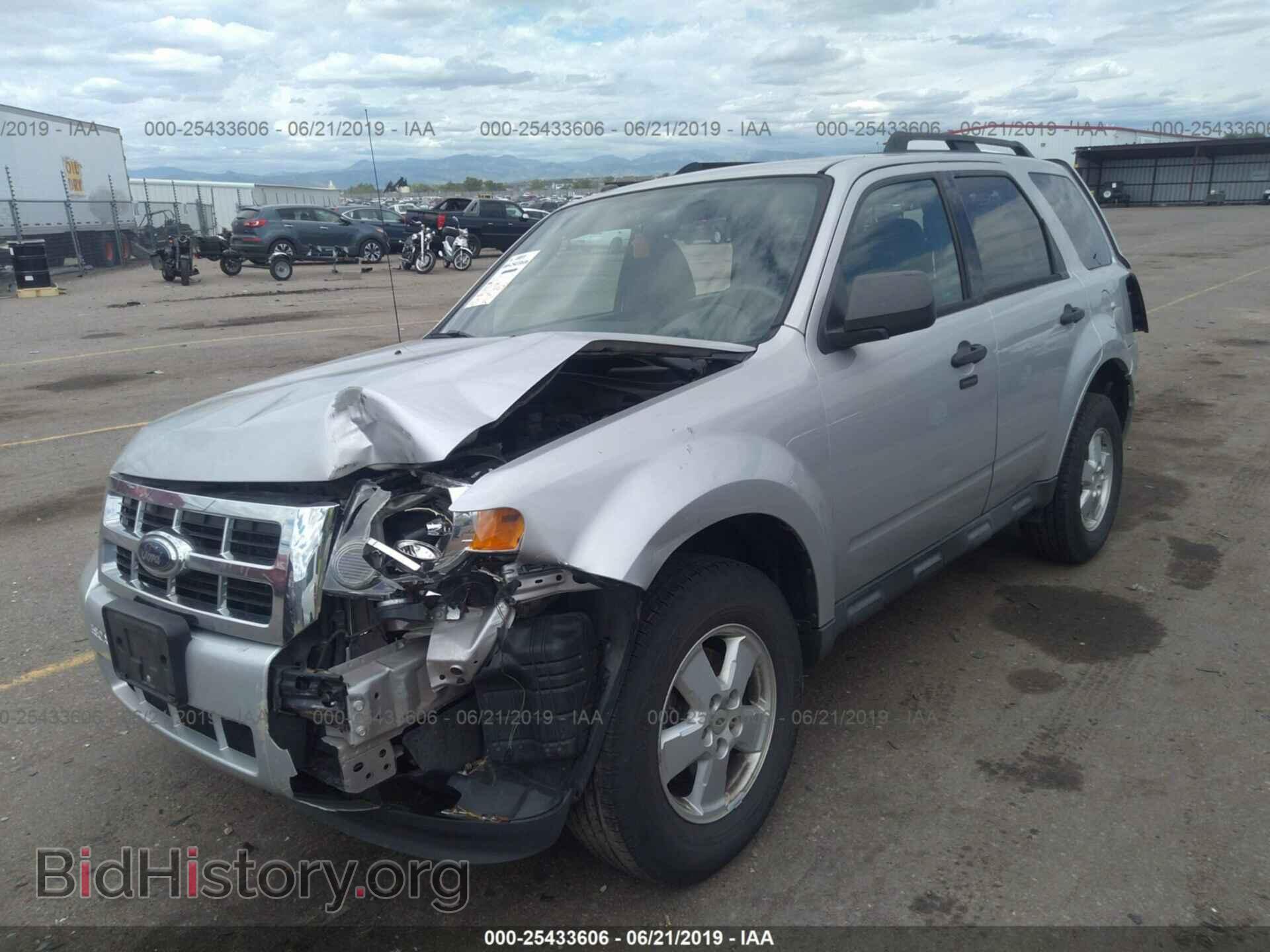 2009 FORD ESCAPE - VIN: 1FMCU03709KC81675 - Фото 2