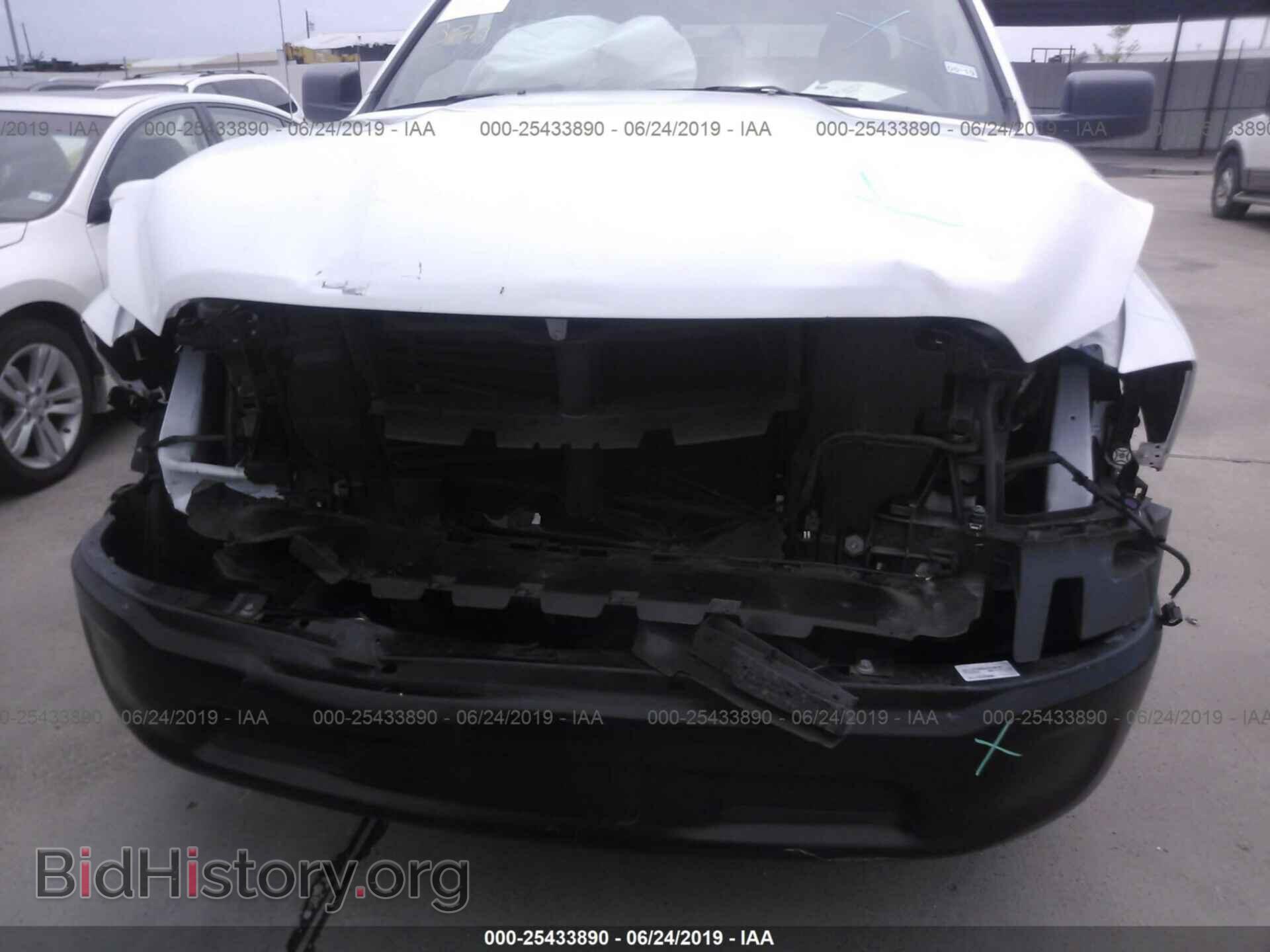 2017 RAM 1500 - VIN: 3C6RR6KT1HG728464 - Photo 6