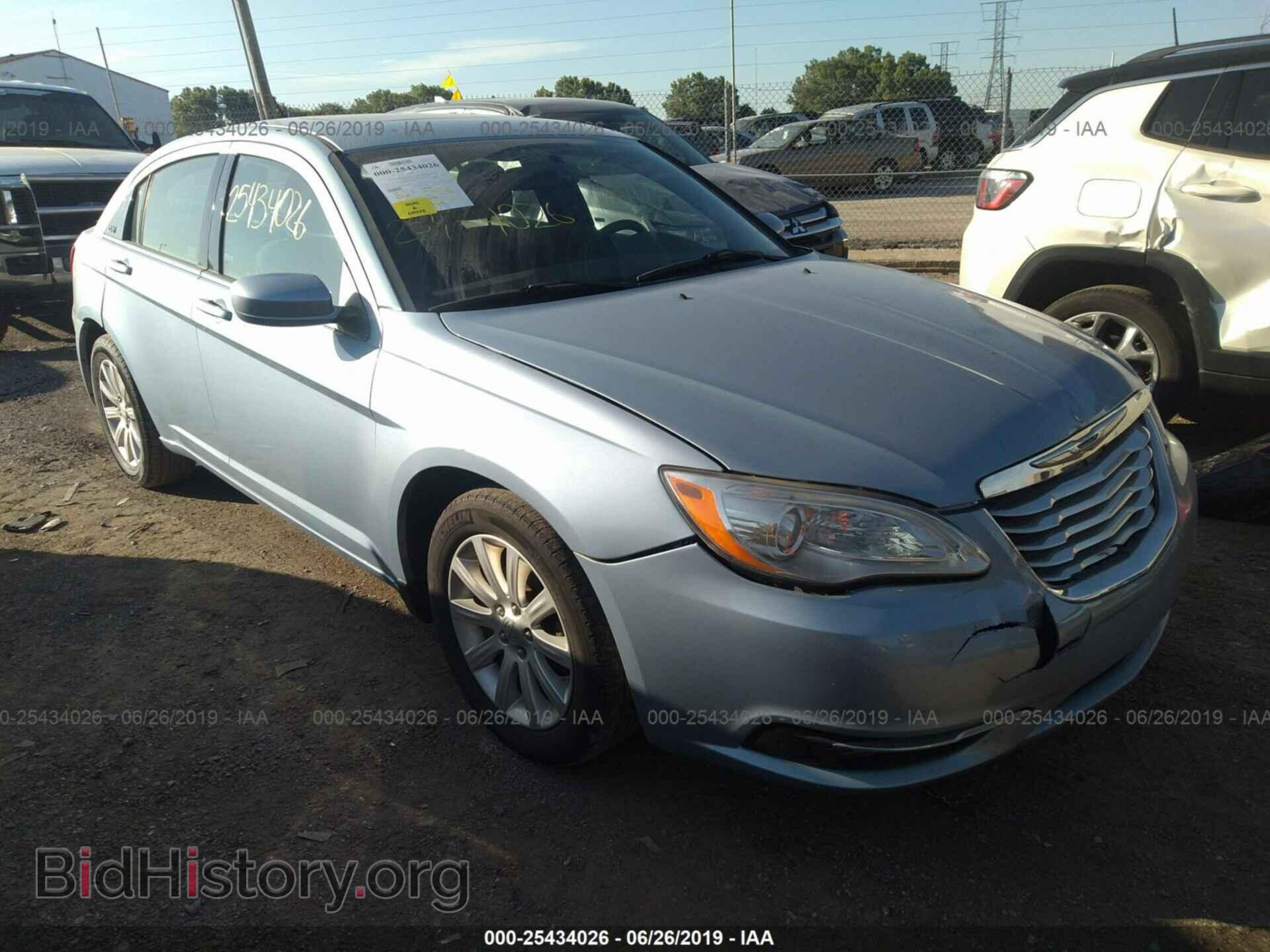 Фотография 1C3CCBBG2CN163965 - CHRYSLER 200 2012