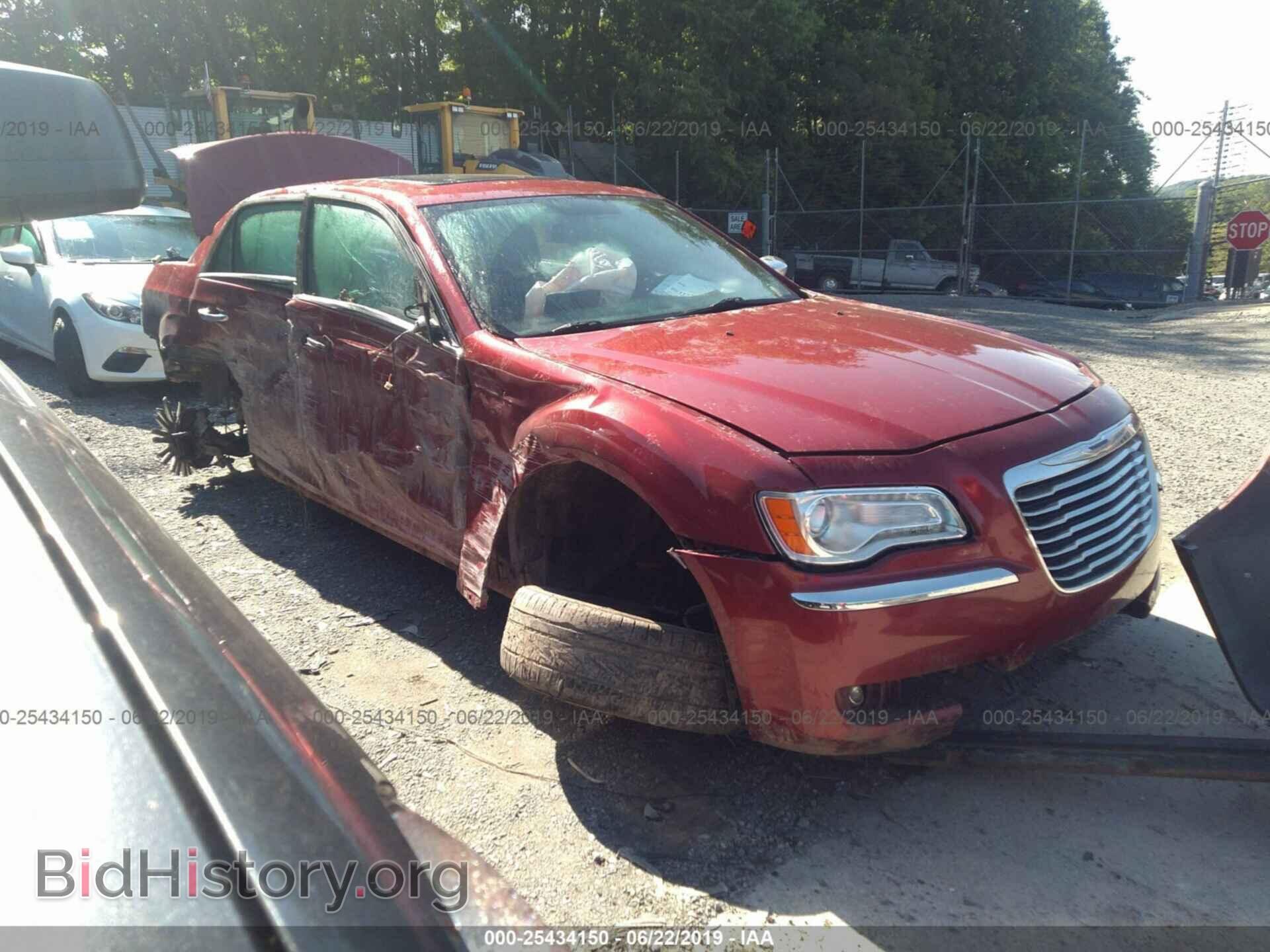 Фотография 2C3CCAHG6CH313716 - CHRYSLER 300 2012