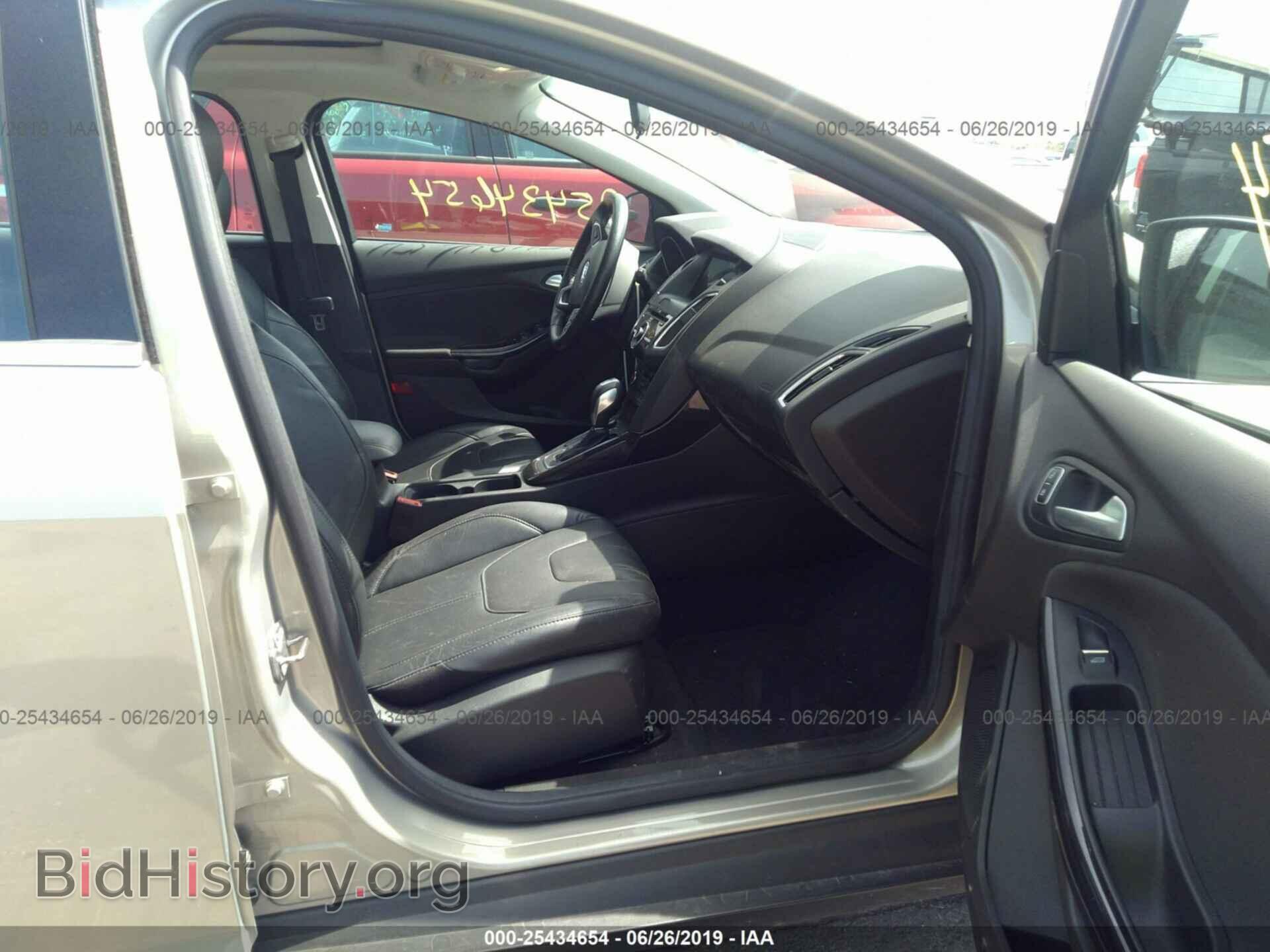 2016 FORD FOCUS - VIN: 1FADP3N24GL368558 - Photo 5