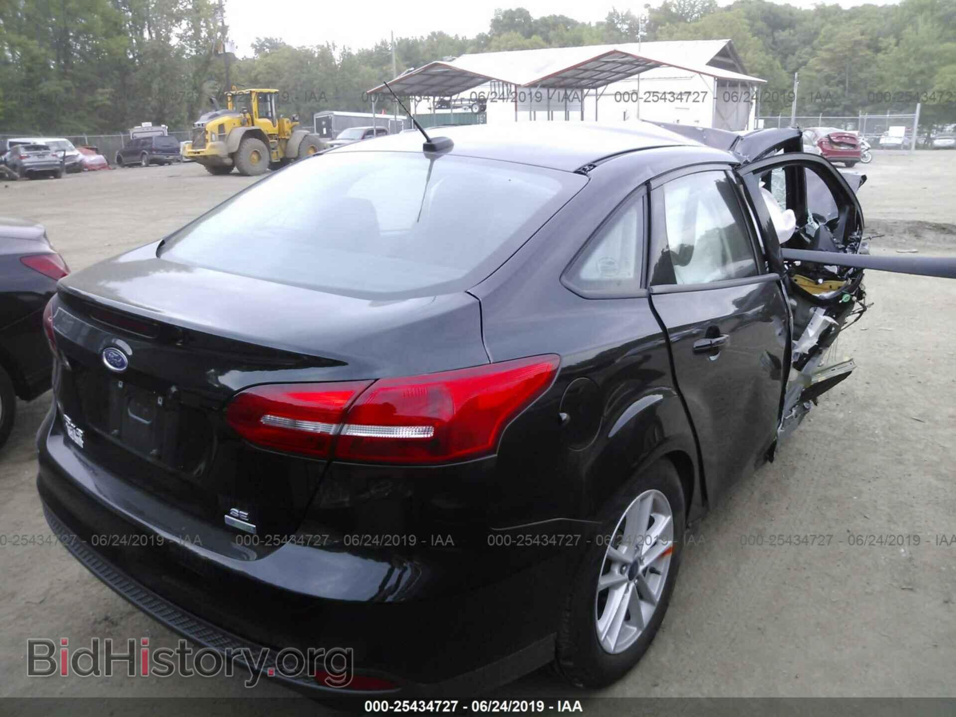 2018 FORD FOCUS - VIN: 1FADP3FEXJL319834 - Фото 4