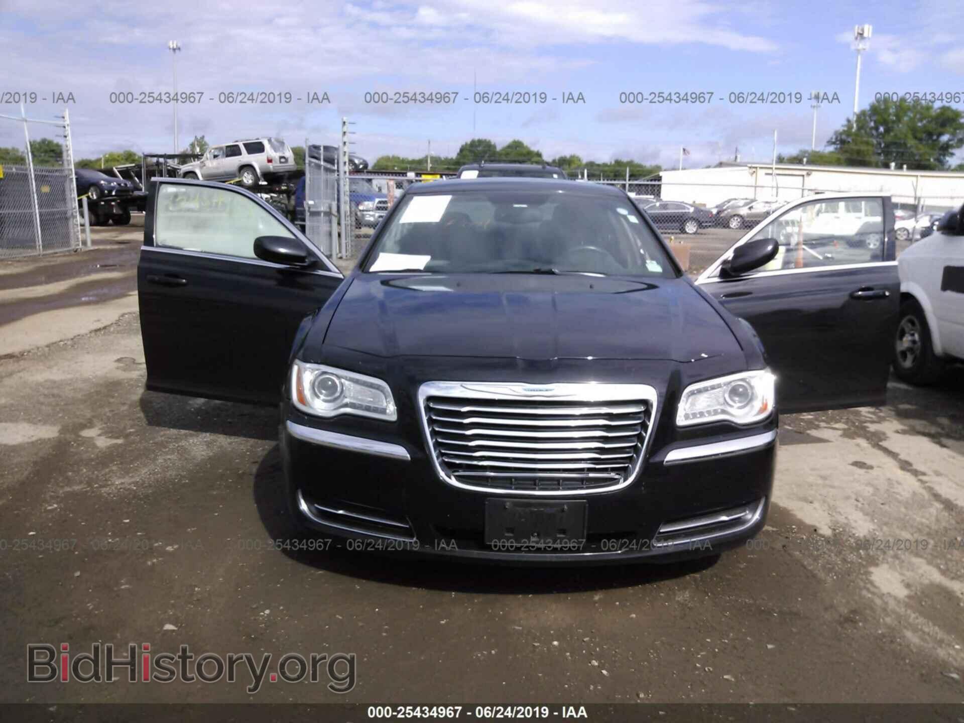 2012 CHRYSLER 300 - VIN: 2C3CCAAG4CH312025 - Фото 6