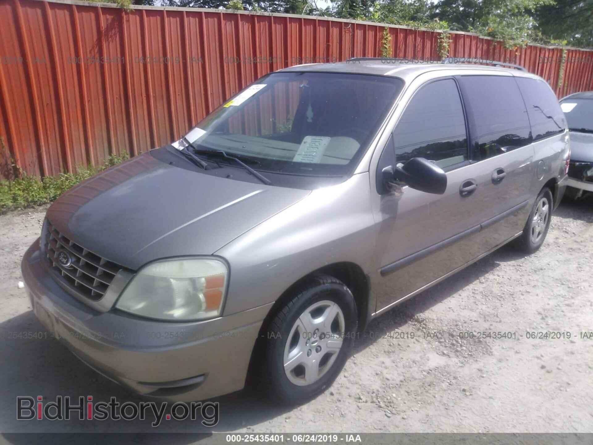 2004 FORD FREESTAR - VIN: 2FMZA51654BA76785 - Фото 2