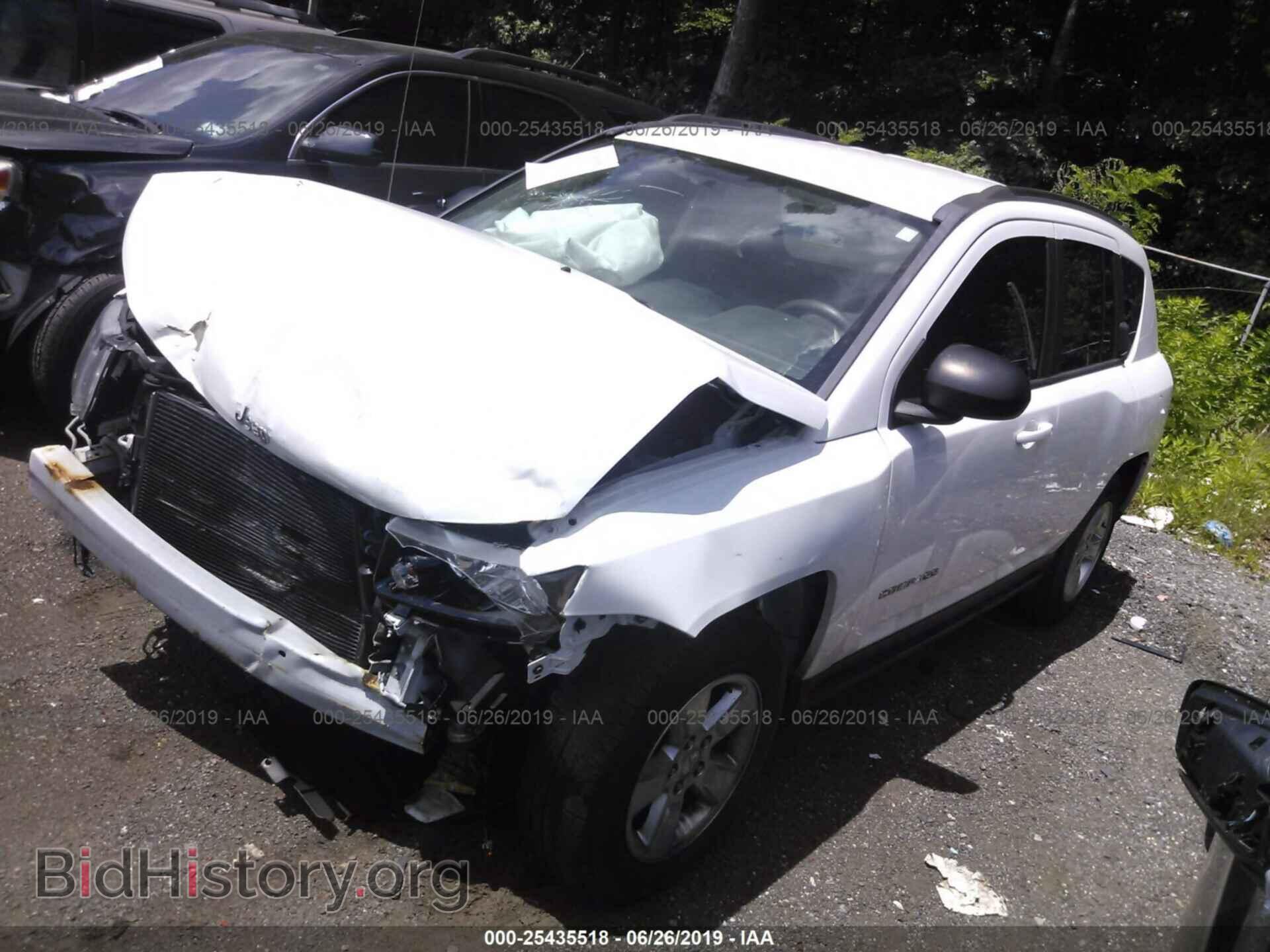 2014 JEEP COMPASS - VIN: 1C4NJCBA6ED812431 - Photo 2
