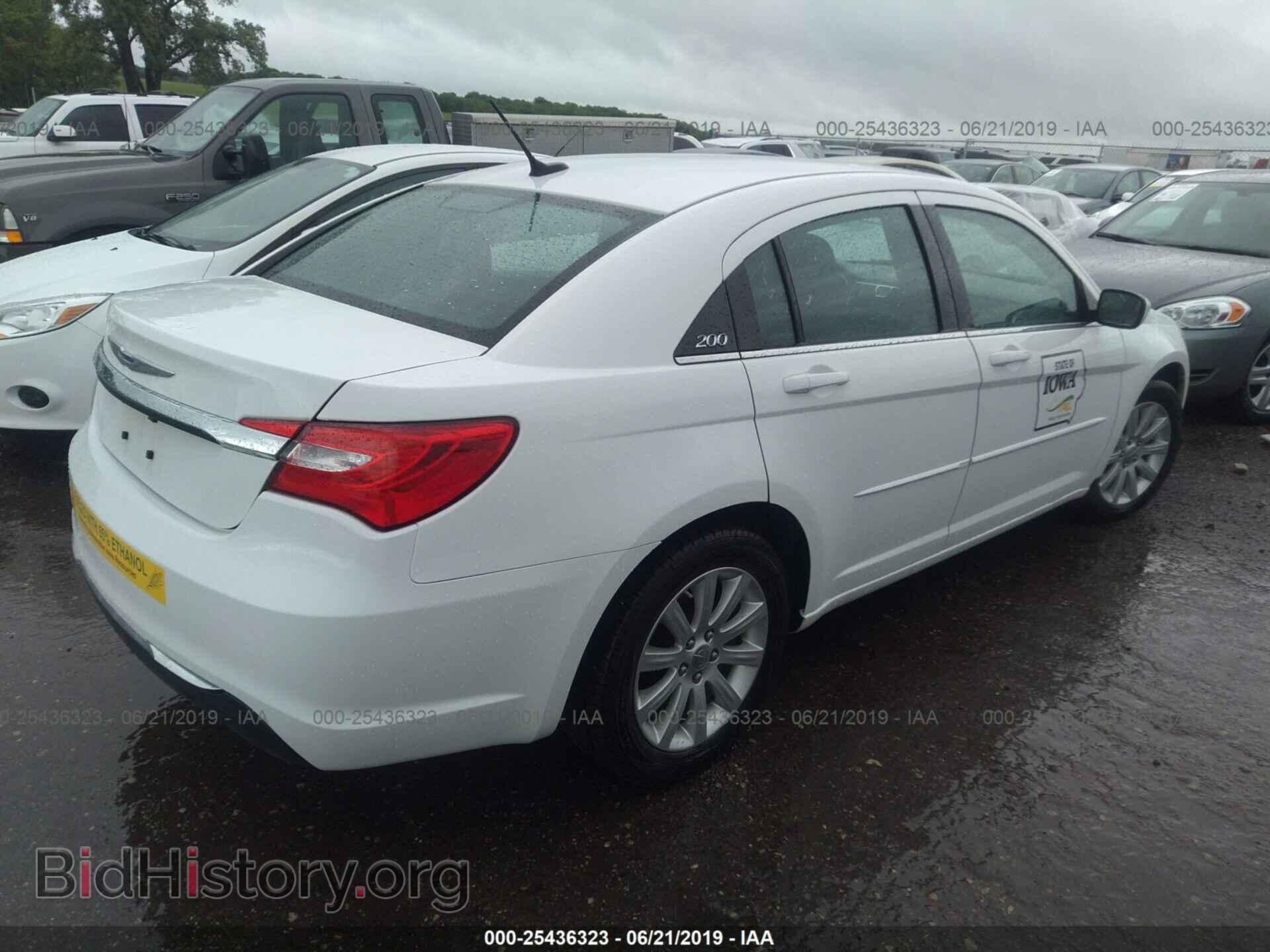 2014 CHRYSLER 200 - VIN: 1C3CCBBG5EN194811 - Фото 4
