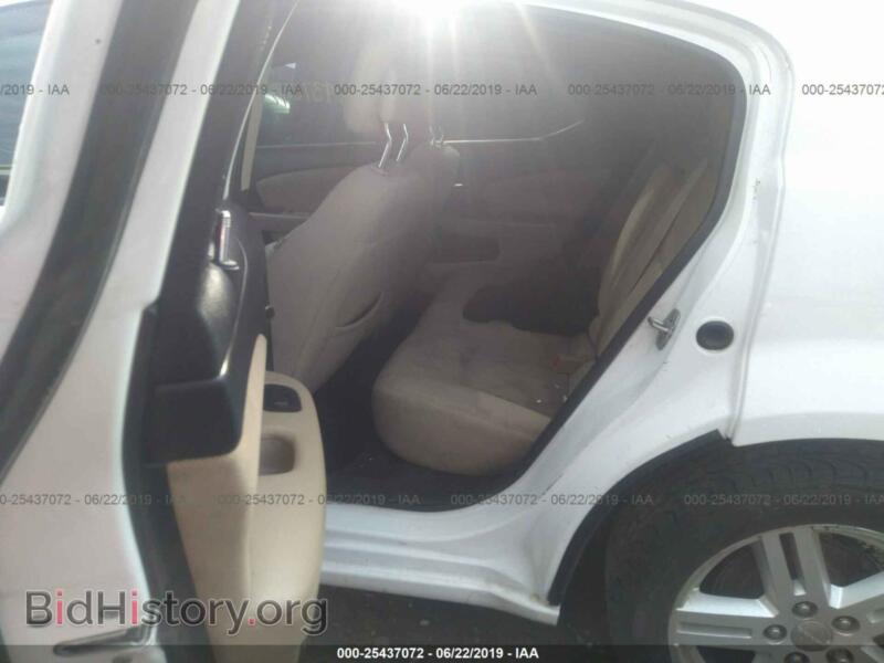 2011 Dodge AVENGER (VIN 1B3BD1FBXBN555864) — photo 8 of 10