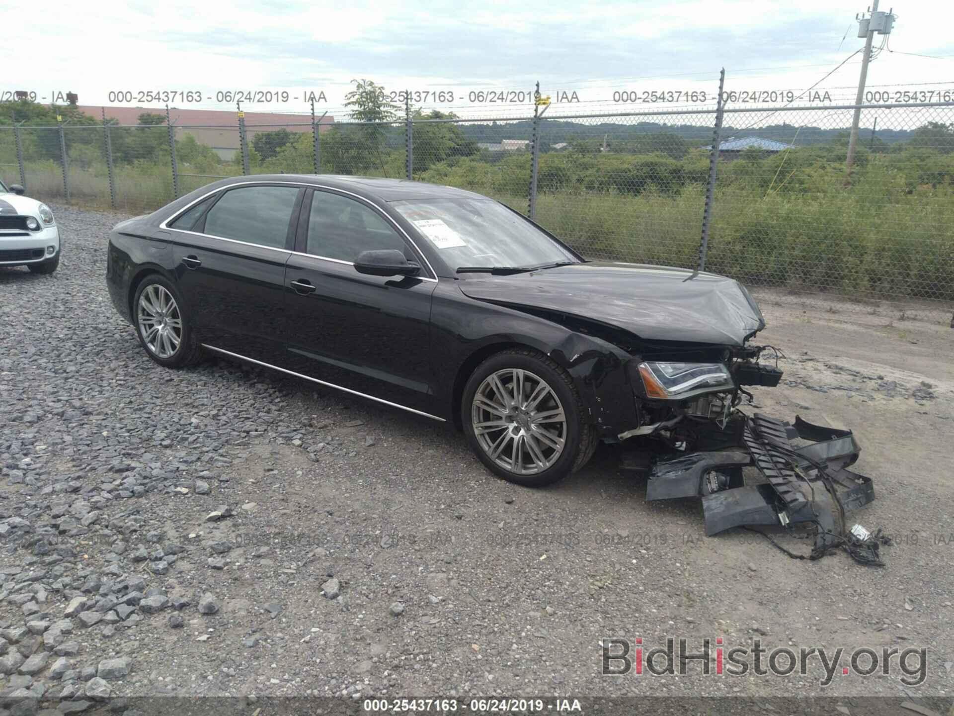 Photo WAUR2AFD4EN009423 - AUDI A8 2014