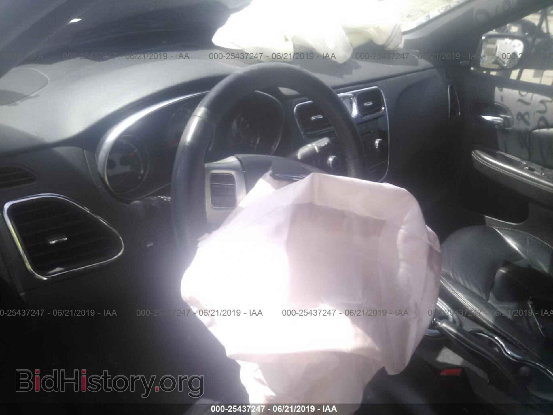 2013 CHRYSLER 200 - VIN: 1C3CCBCG4DN623241 - Photo 5