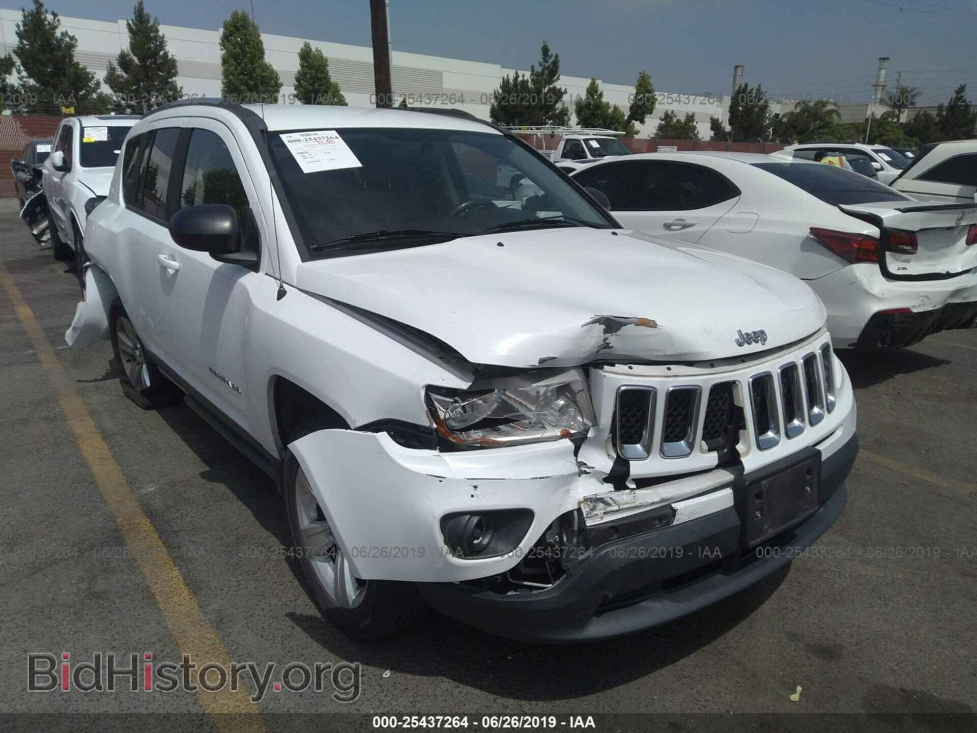 Фотография 1C4NJCEB5CD684457 - JEEP COMPASS 2012