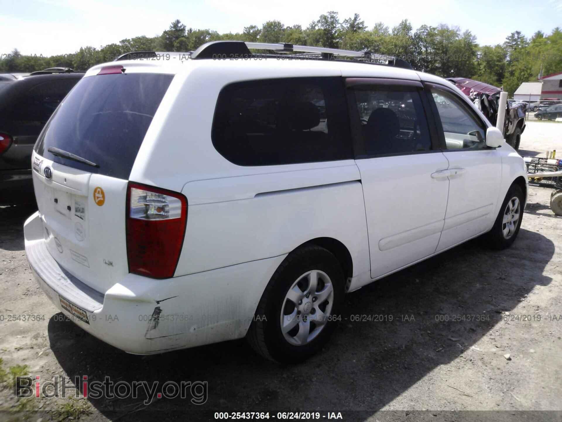 2007 KIA SEDONA - VIN: KNDMB233676158007 - Фото 4