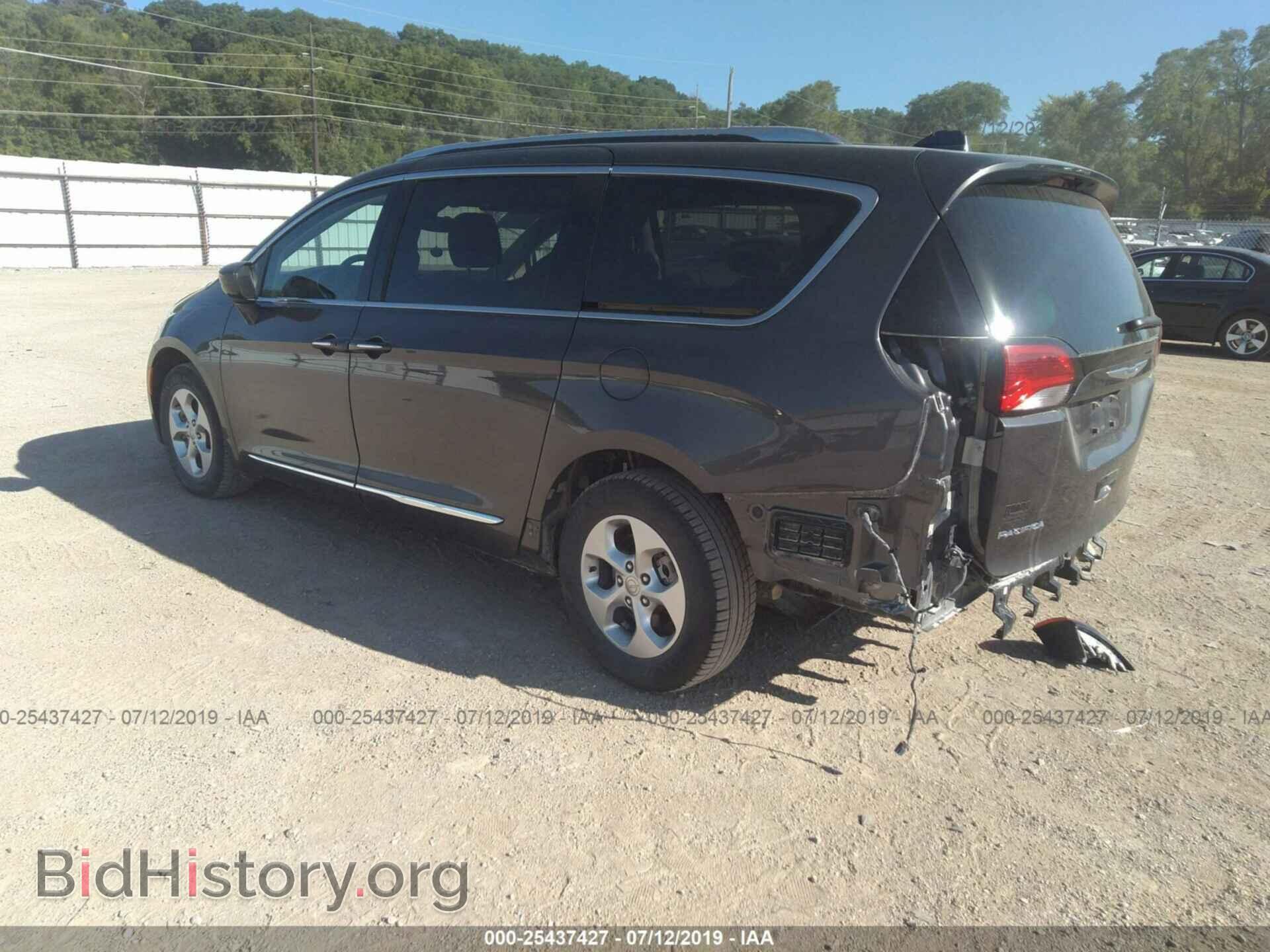 2017 CHRYSLER PACIFICA - VIN: 2C4RC1EG7HR782289 - Фото 3