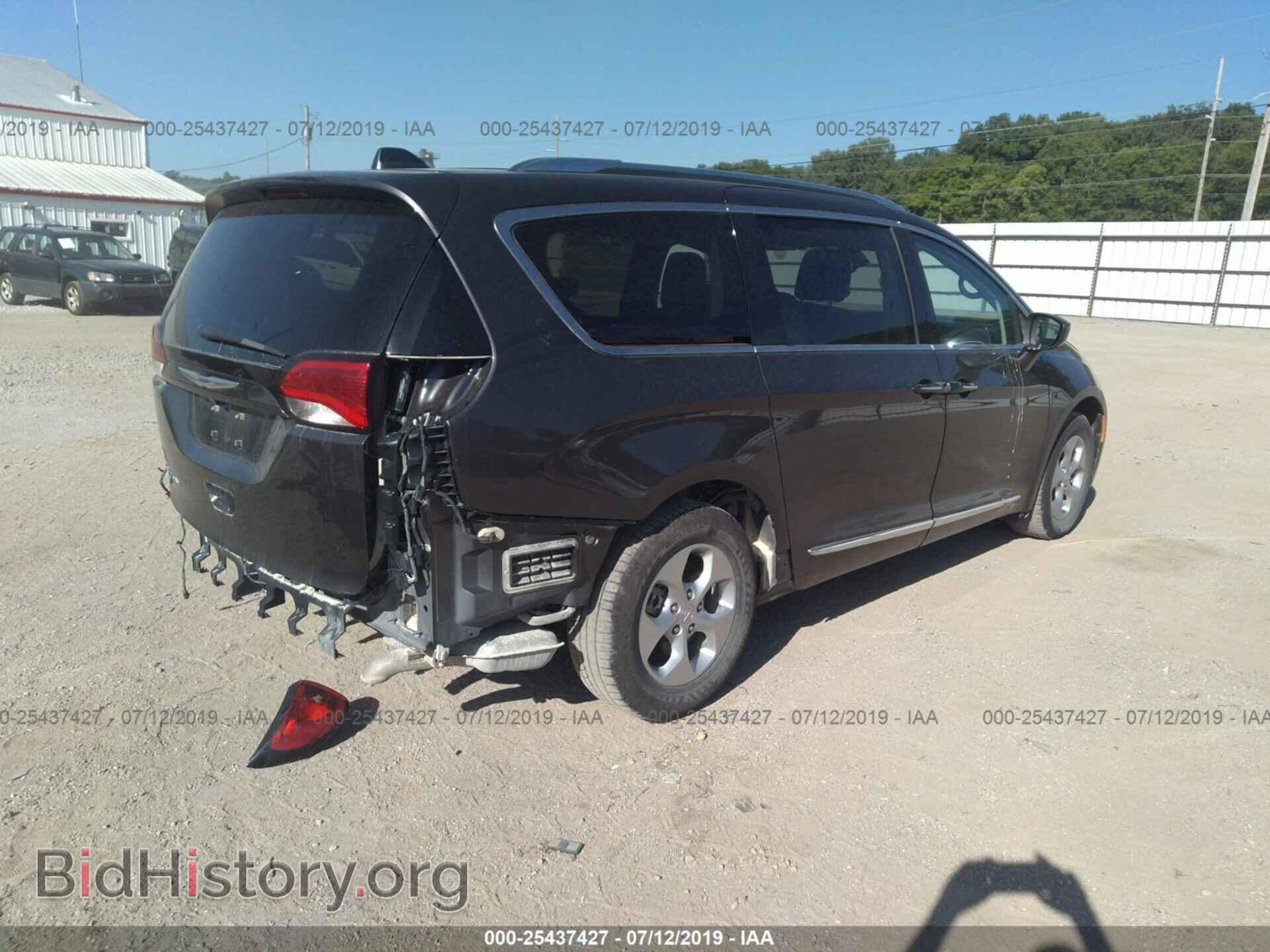 2017 CHRYSLER PACIFICA - VIN: 2C4RC1EG7HR782289 - Фото 4