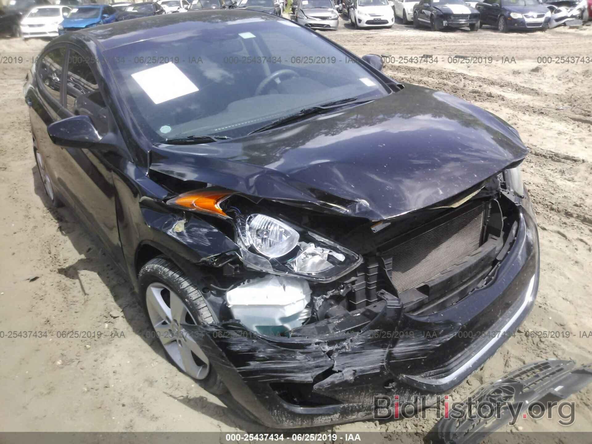 Photo KMHDH4AE2BU168256 - HYUNDAI ELANTRA 2011