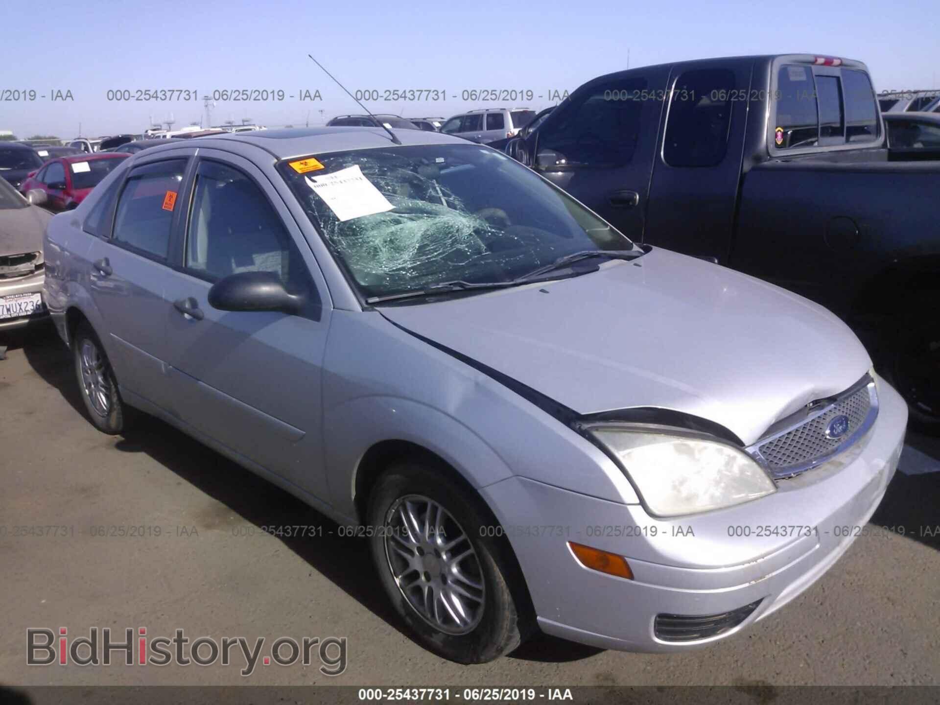 Photo 1FAFP34N77W284690 - FORD FOCUS 2007