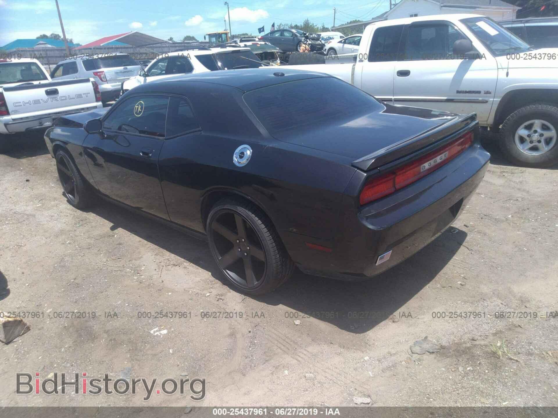 2010 DODGE CHALLENGER - VIN: 2B3CJ4DV2AH189854 - Photo 3