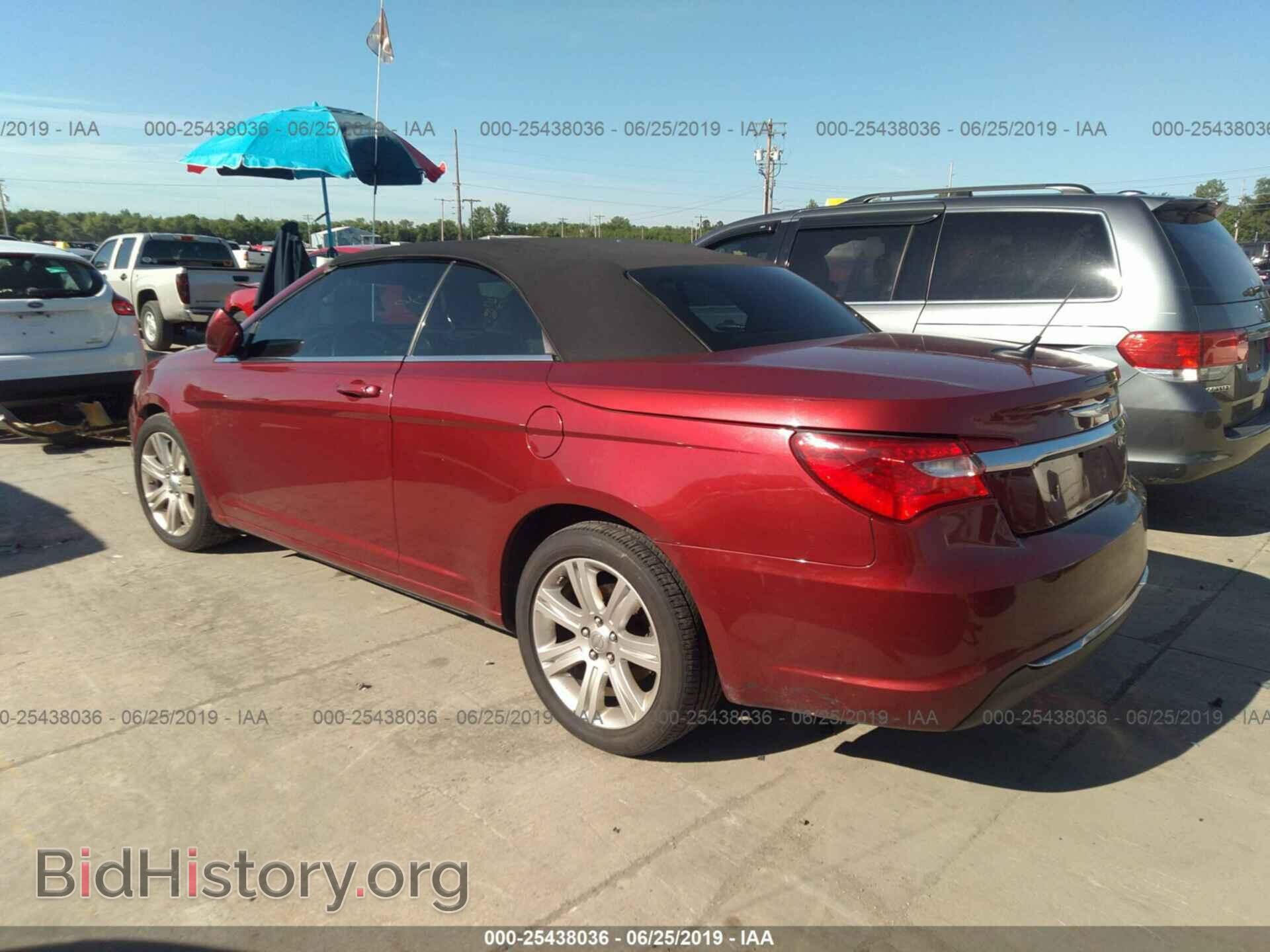2011 CHRYSLER 200 - VIN: 1C3BC2EB6BN583402 - Photo 3