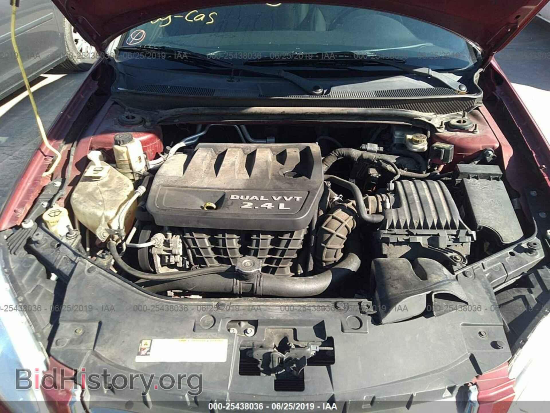 2011 CHRYSLER 200 - VIN: 1C3BC2EB6BN583402 - Photo 10