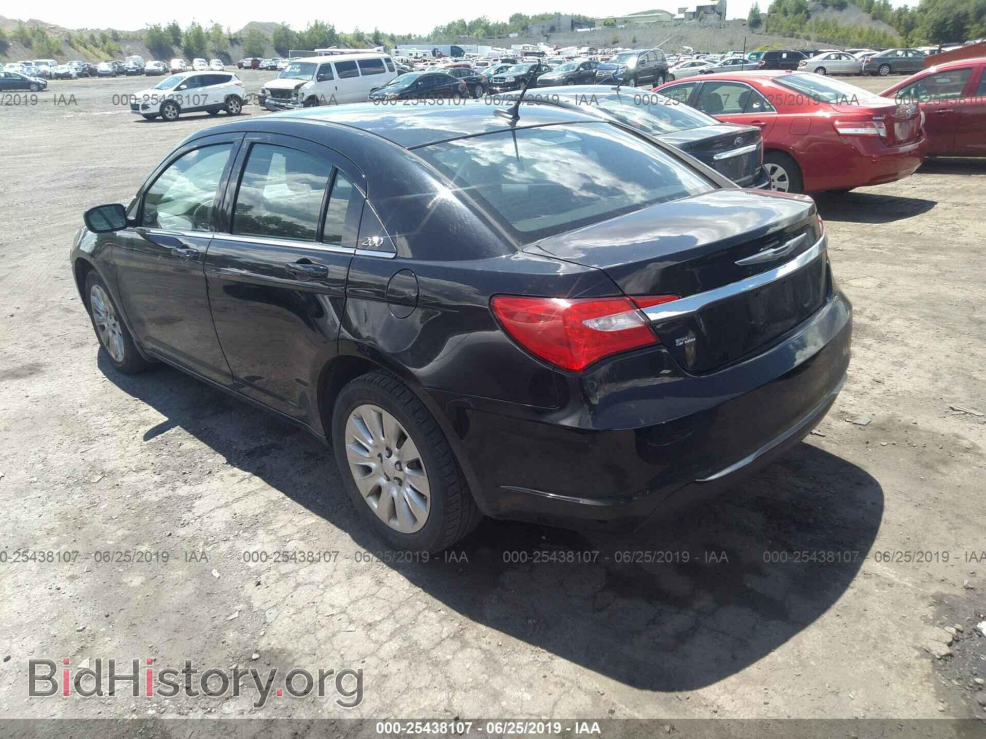 2014 CHRYSLER 200 - VIN: 1C3CCBAB1EN231391 - Фото 2
