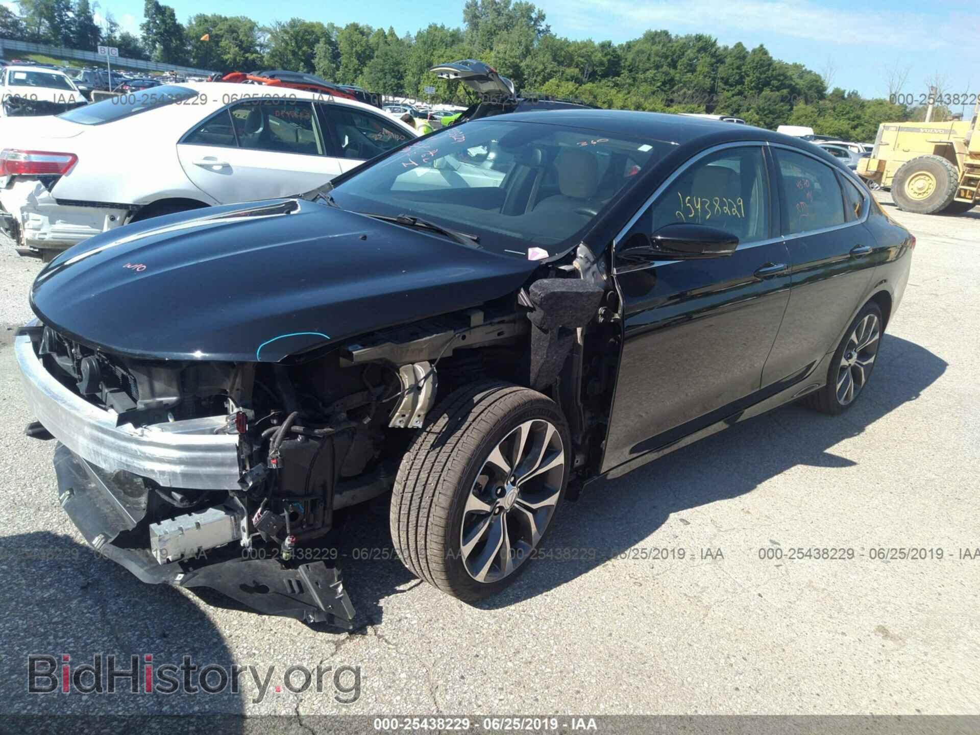 2016 CHRYSLER 200 - VIN: 1C3CCCEG8GN194029 - Photo 2