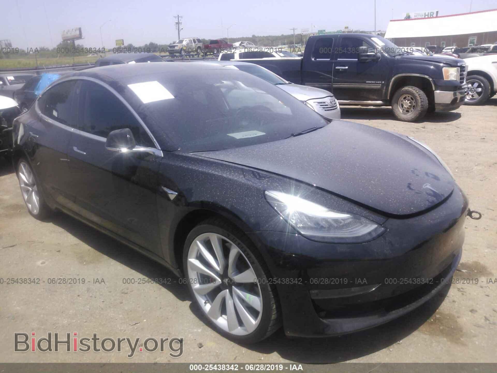 Photo 5YJ3E1EB7JF082598 - TESLA MODEL 3 2018