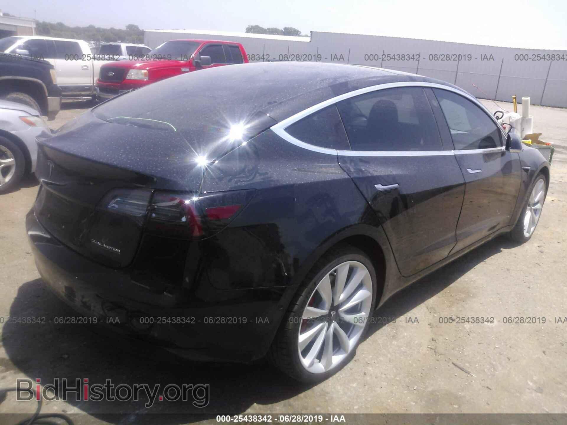 2018 TESLA MODEL 3 - VIN: 5YJ3E1EB7JF082598 - Фото 4