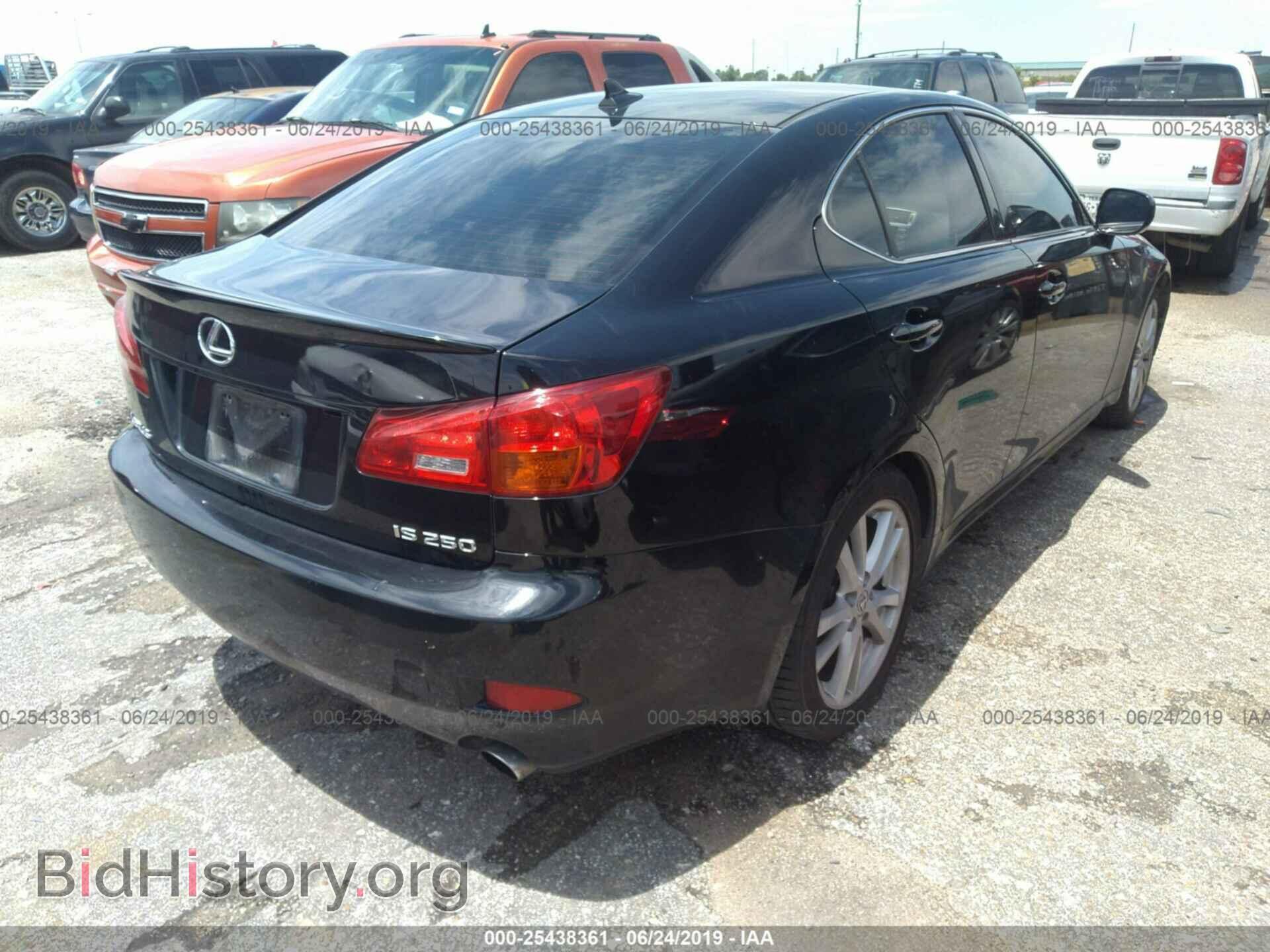 2007 LEXUS IS - VIN: JTHBK262472031515 - Photo 4