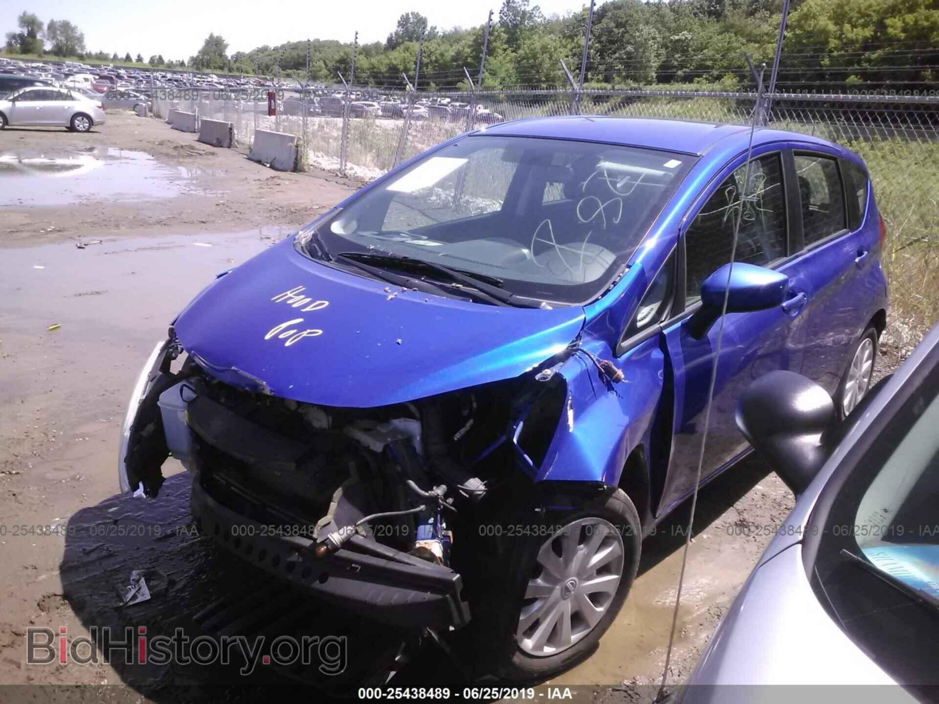 2015 NISSAN VERSA NOTE - VIN: 3N1CE2CP4FL355352 - Фото 2