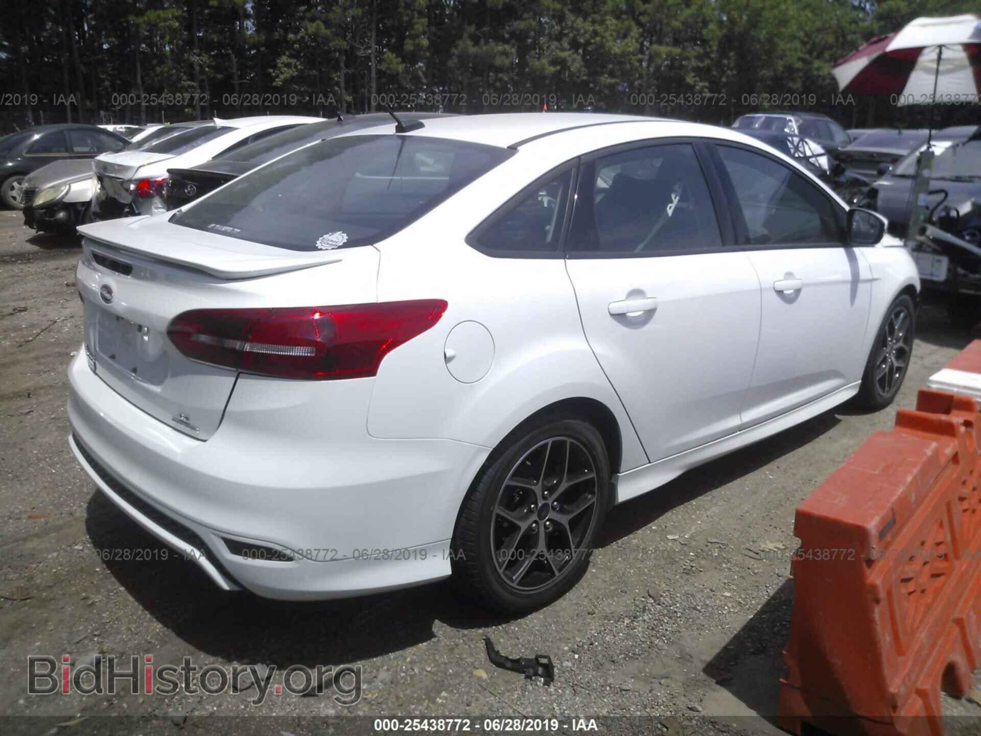 2016 FORD FOCUS - VIN: 1FADP3F21GL393867 - Photo 4