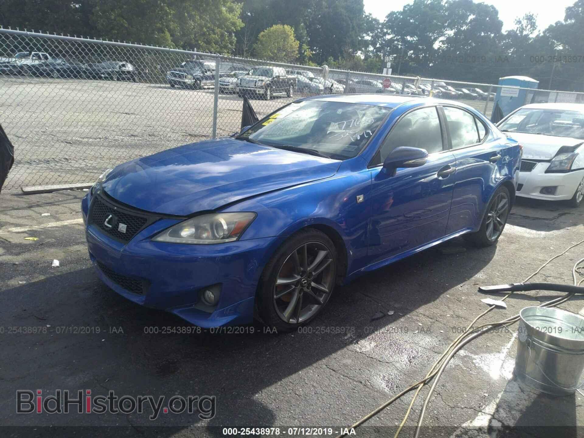 2011 LEXUS IS - VIN: JTHBF5C29B5137766 - Фото 2