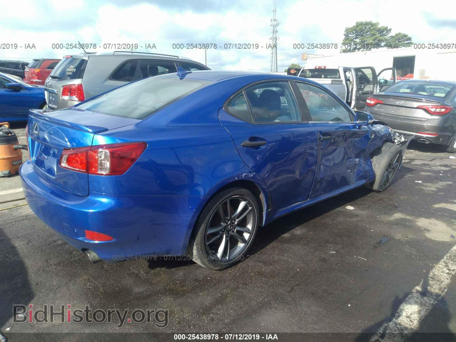 2011 LEXUS IS - VIN: JTHBF5C29B5137766 - Фото 4