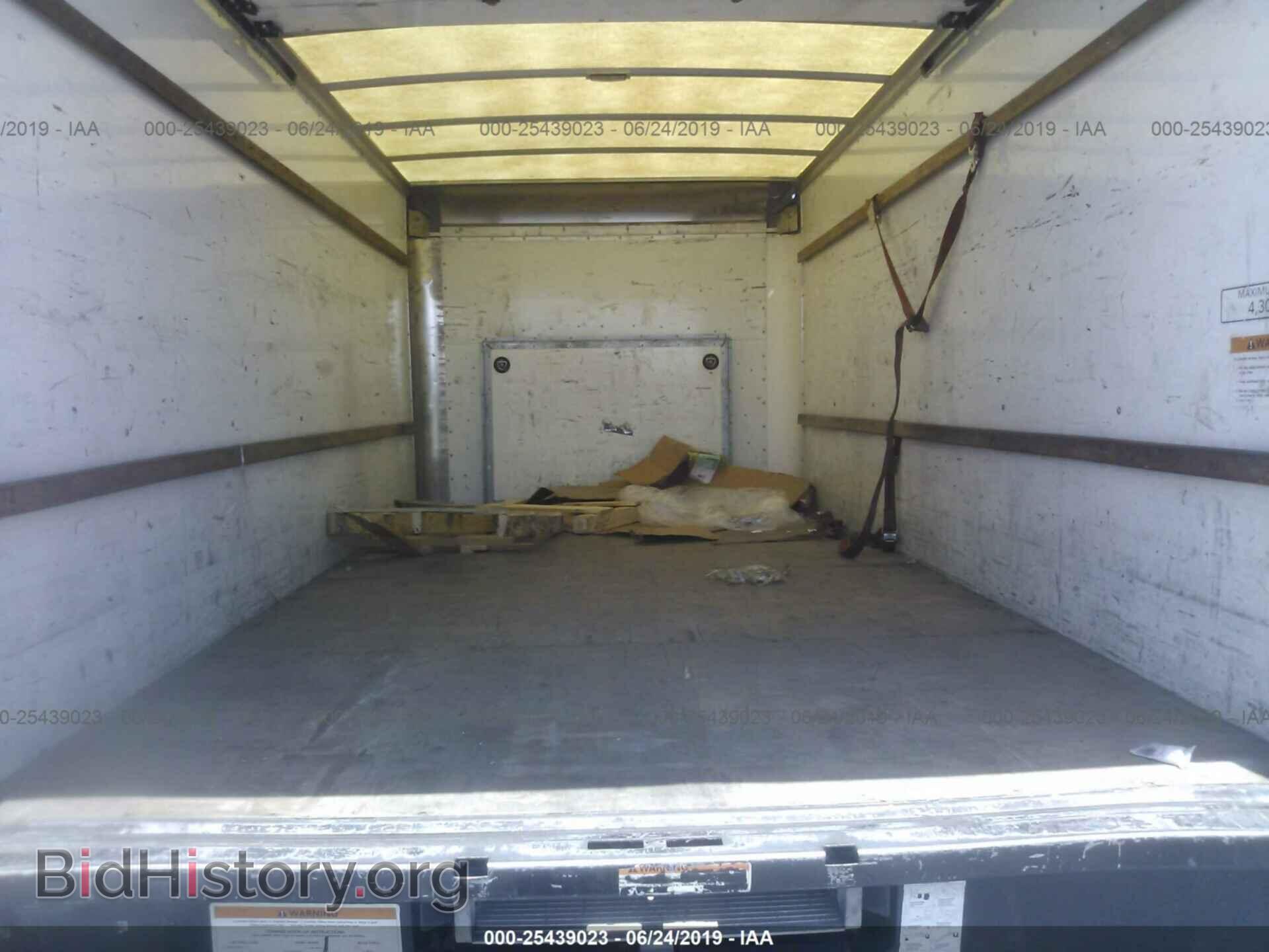 2011 FORD ECONOLINE - VIN: 1FDWE3FL9BDA63796 - Фото 8