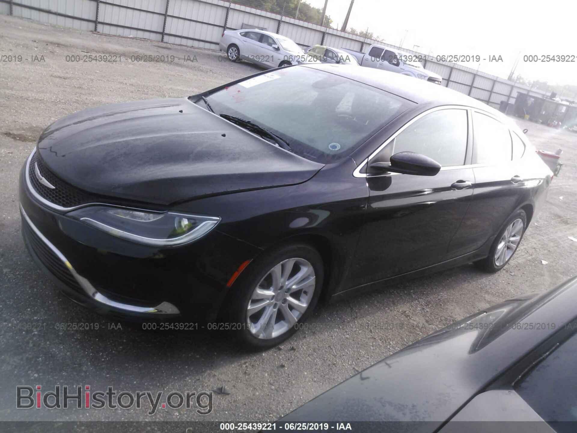 2016 CHRYSLER 200 - VIN: 1C3CCCAB4GN168165 - Фото 2