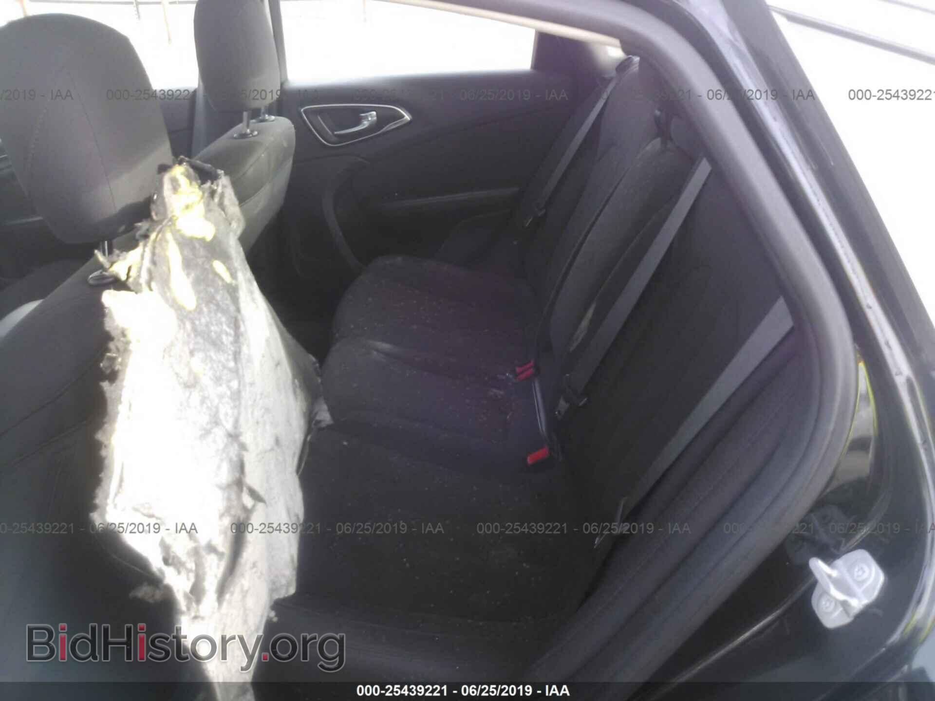 2016 CHRYSLER 200 - VIN: 1C3CCCAB4GN168165 - Фото 8