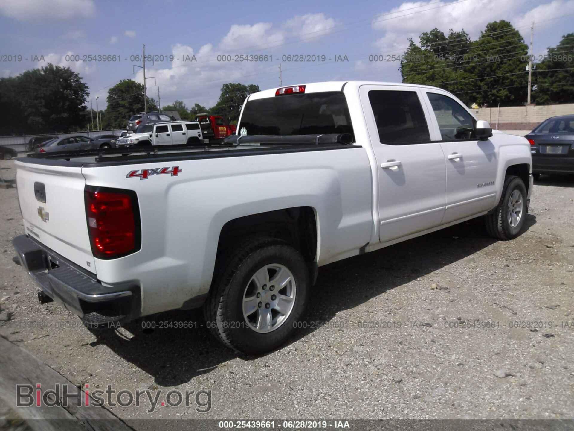 2017 CHEVROLET SILVERADO - VIN: 3GCUKREC2HG207001 - Фото 4