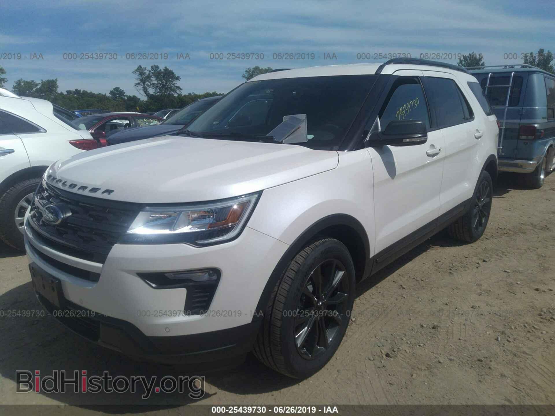 2019 FORD EXPLORER - VIN: 1FM5K8D85KGA60411 - Фото 2