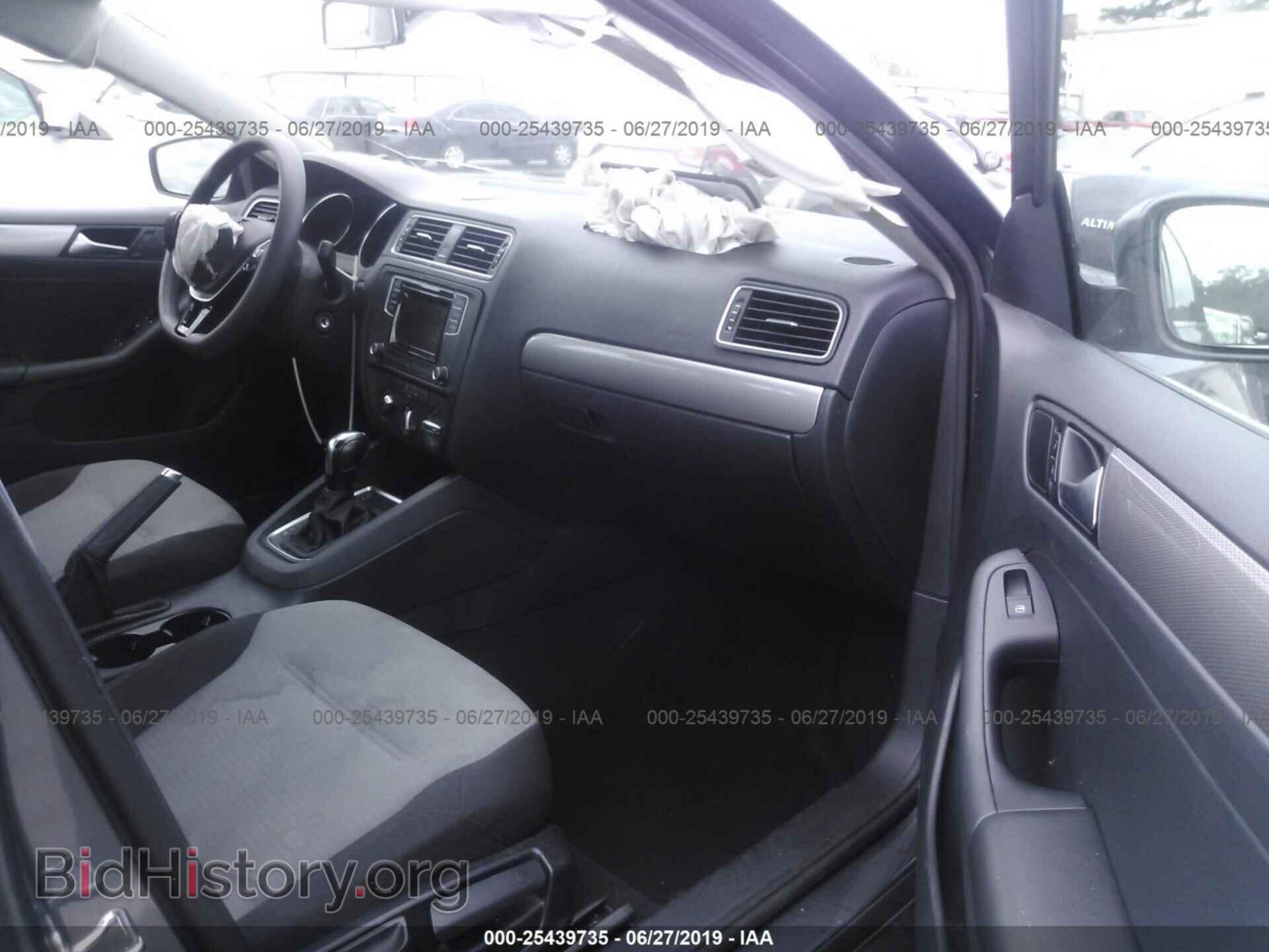2017 VOLKSWAGEN JETTA - VIN: 3VW2B7AJ5HM253694 - Фото 5