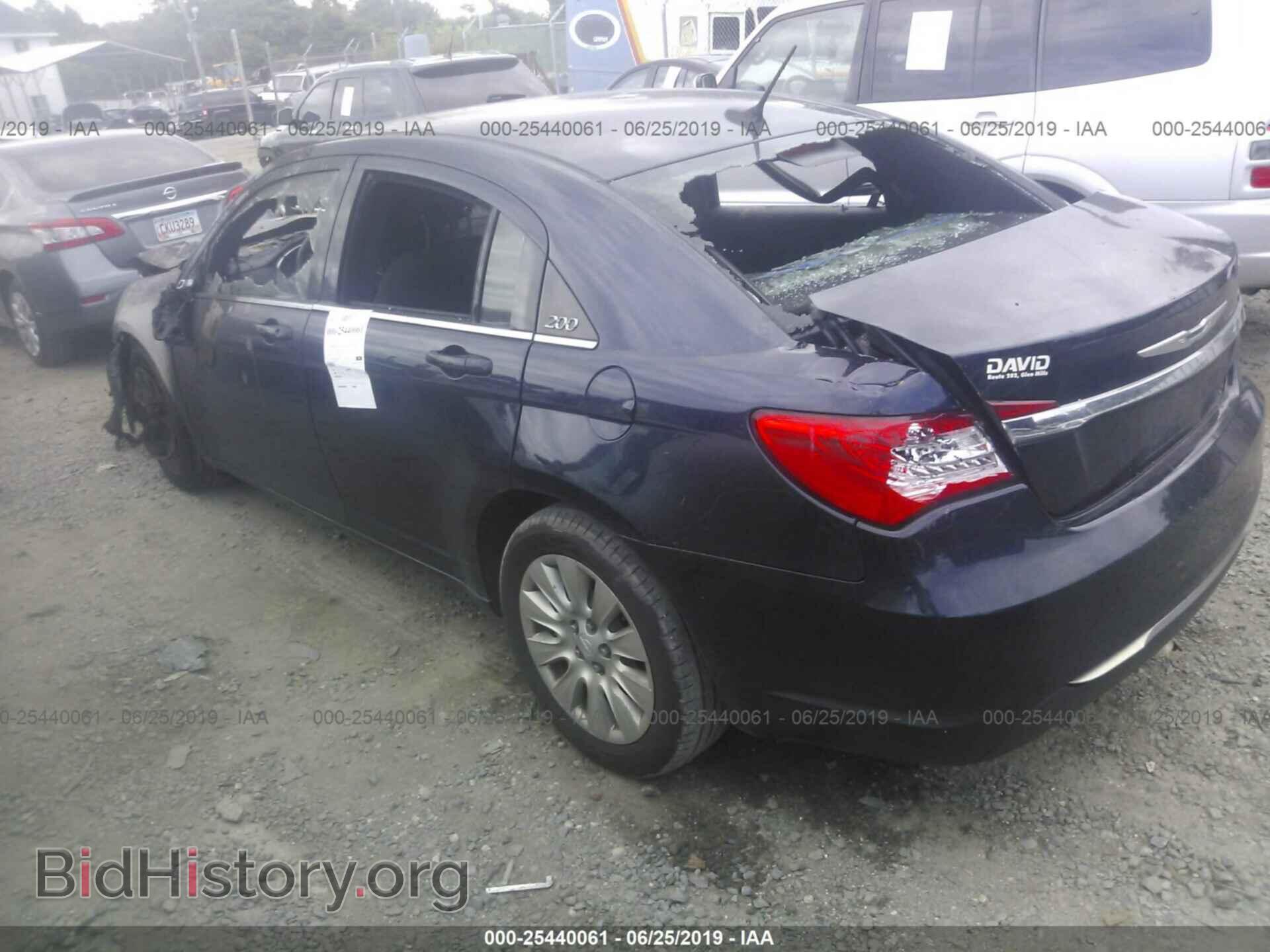 2012 CHRYSLER 200 - VIN: 1C3CCBAB4CN166954 - Фото 3