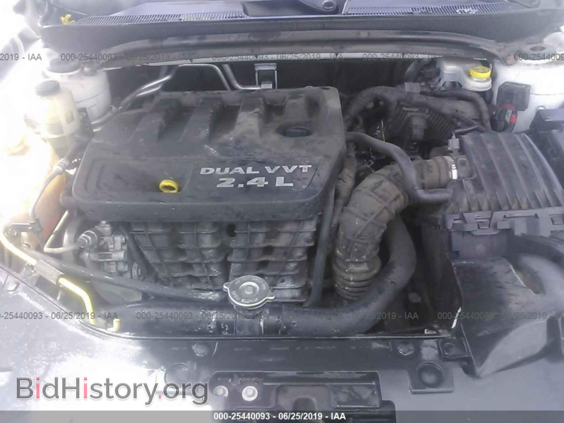 2013 CHRYSLER 200 - VIN: 1C3BCBEB0DN511999 - Фото 10