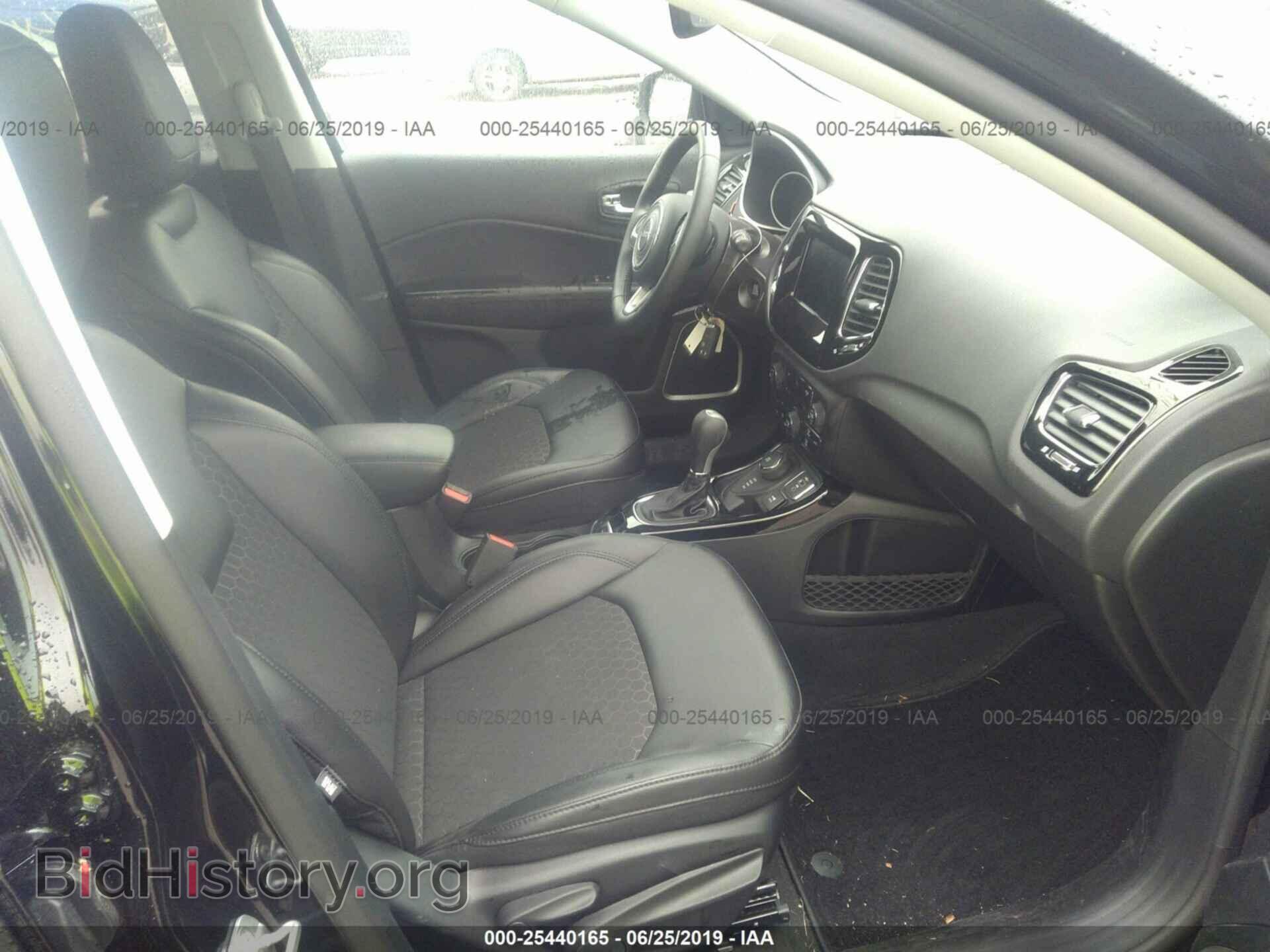 2019 JEEP COMPASS - VIN: 3C4NJDBB6KT602187 - Фото 5