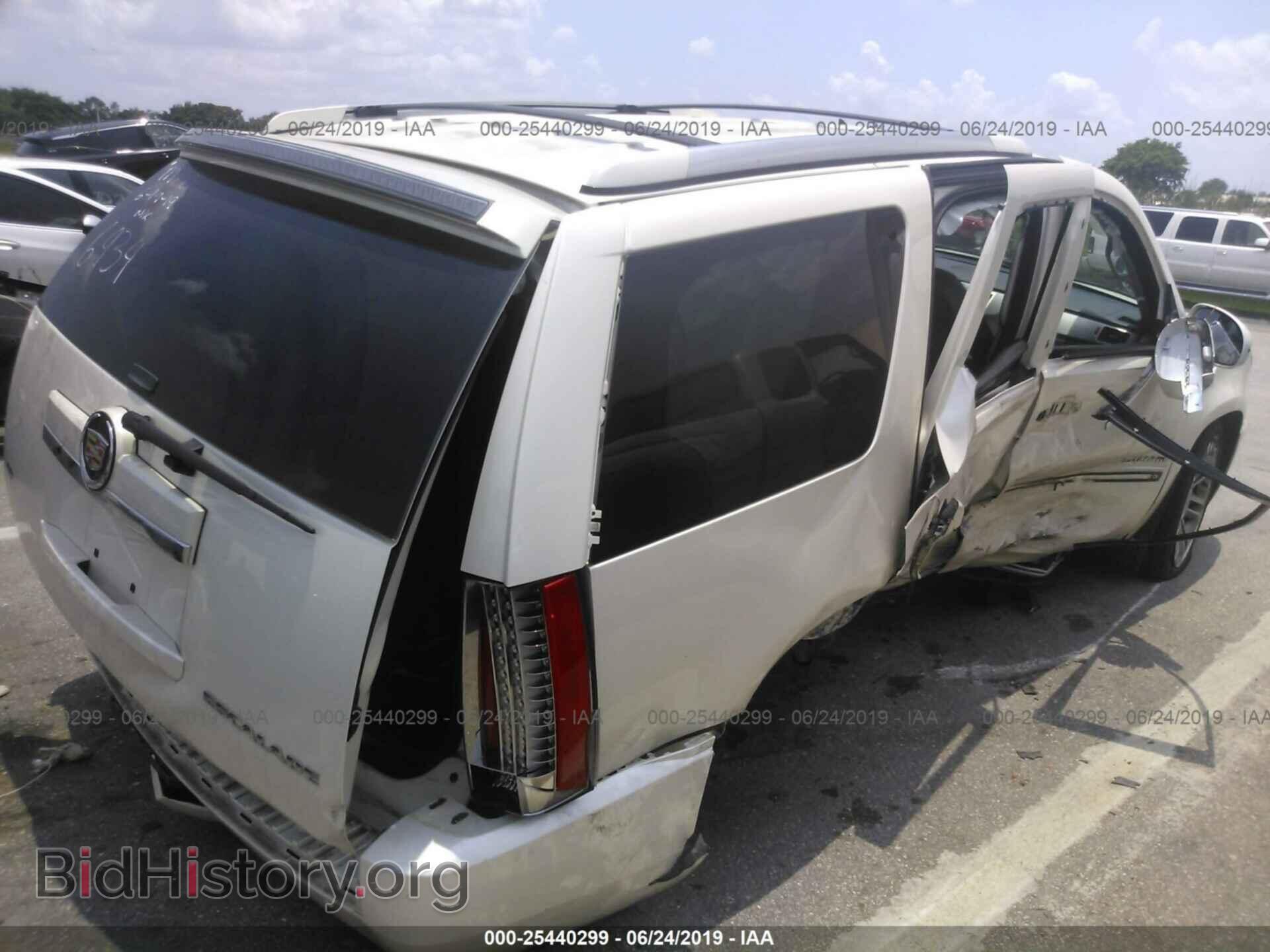 2013 CADILLAC ESCALADE - VIN: 1GYS4CEF5DR256934 - Фото 4