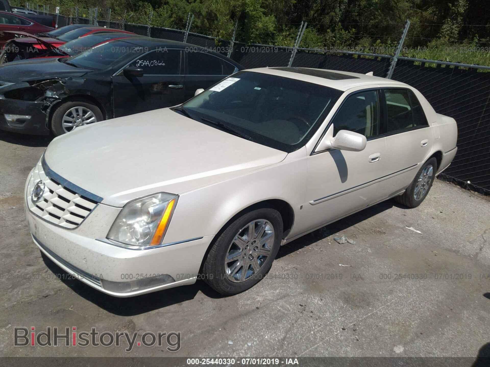 2010 CADILLAC DTS - VIN: 1G6KH5EY3AU113421 - Фото 2