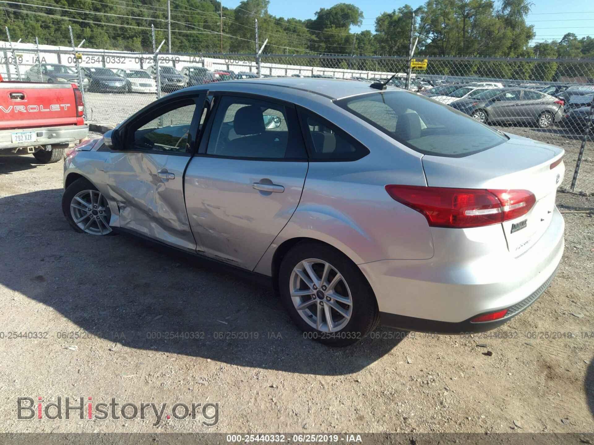2017 FORD FOCUS - VIN: 1FADP3F22HL252937 - Фото 3