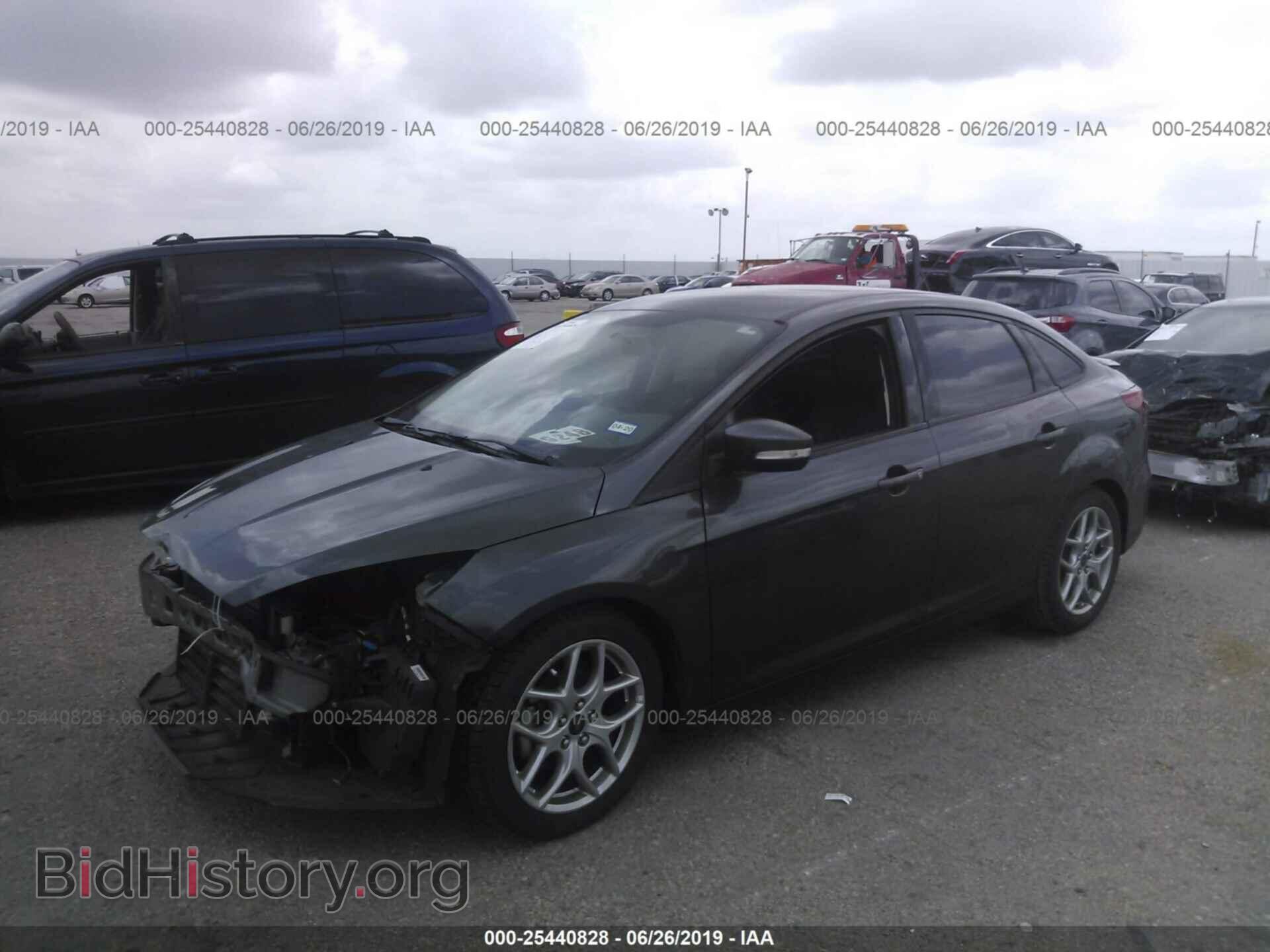 2015 FORD FOCUS - VIN: 1FADP3F22FL347883 - Photo 2