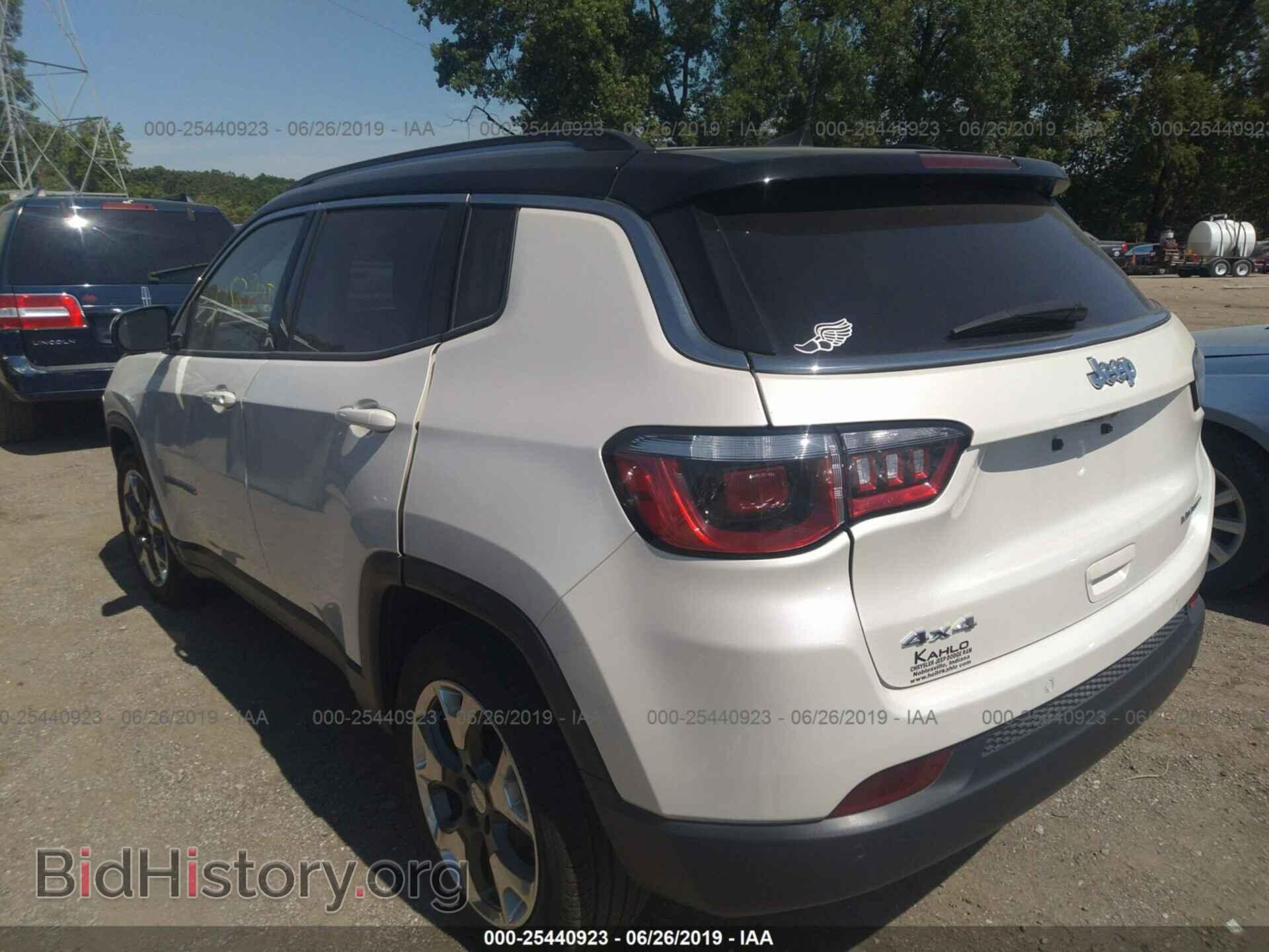 2018 JEEP COMPASS - VIN: 3C4NJDCB1JT114617 - Фото 3