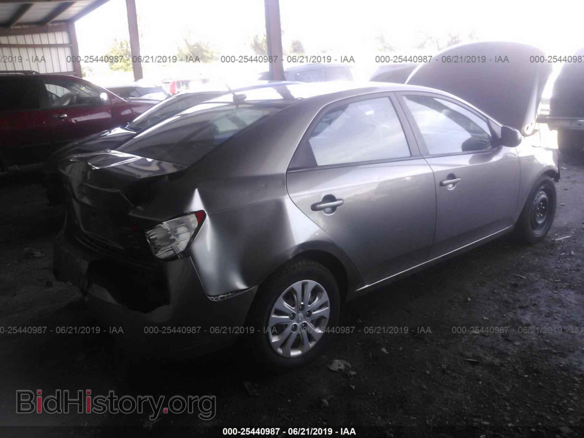 2011 KIA FORTE - VIN: KNAFU4A24B5444281 - Фото 4