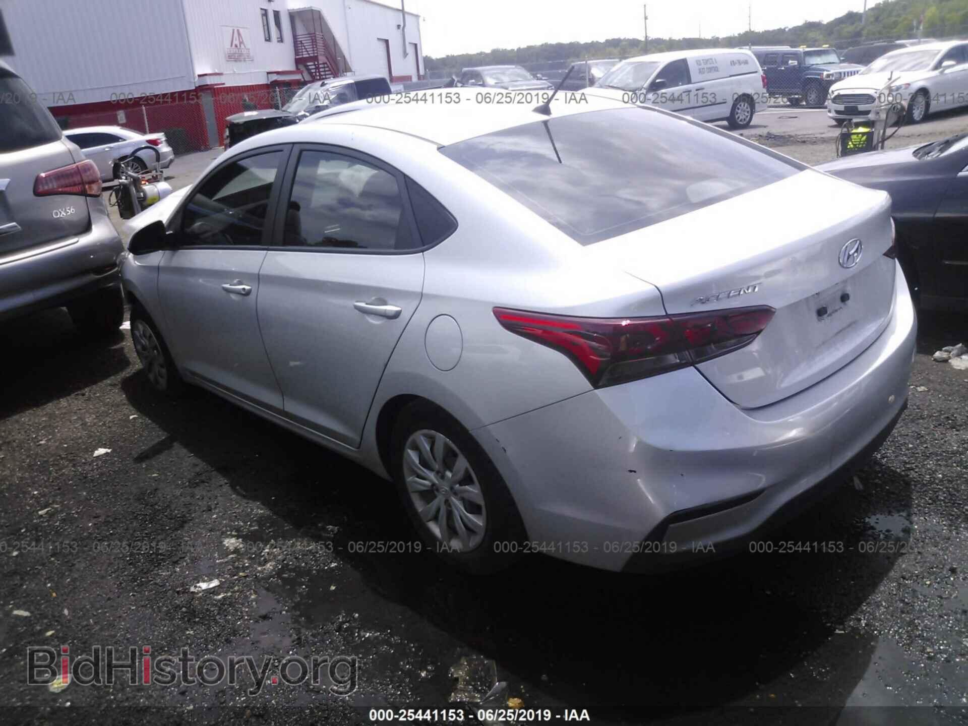 2018 HYUNDAI ACCENT - VIN: 3KPC24A3XJE011507 - Фото 3