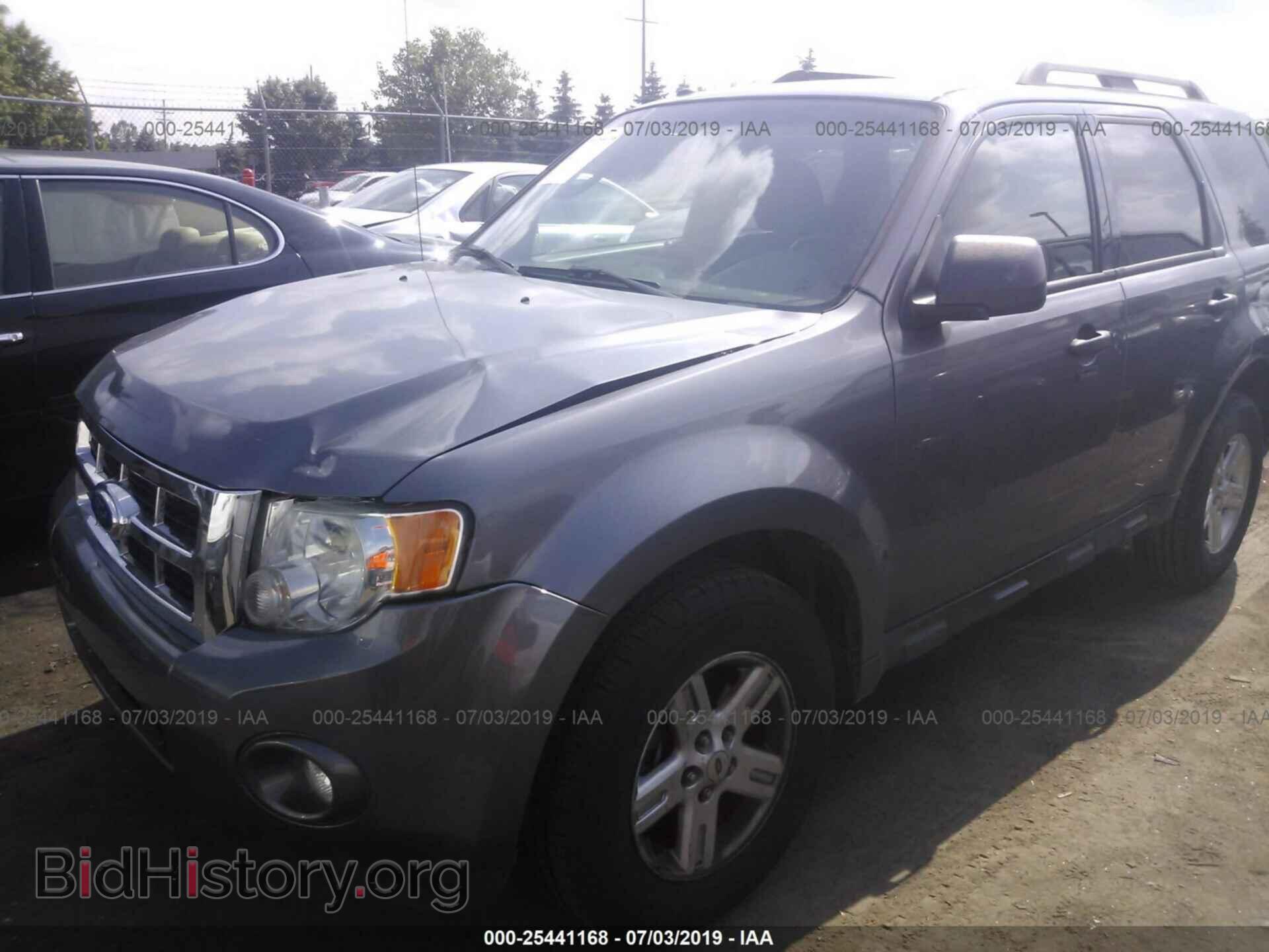 2011 FORD ESCAPE - VIN: 1FMCU0D76BKA43365 - Фото 2